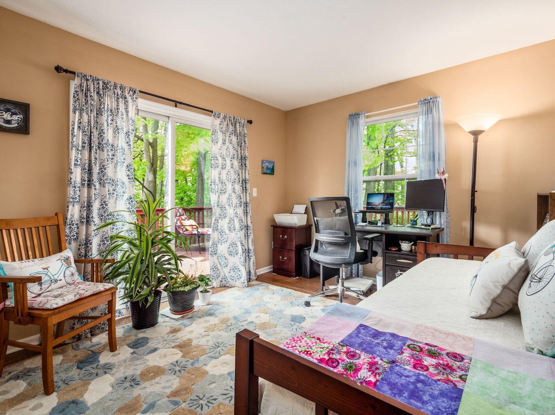 3046 Ravine Pointe Dr, Columbus OH 43231-7680 exterior