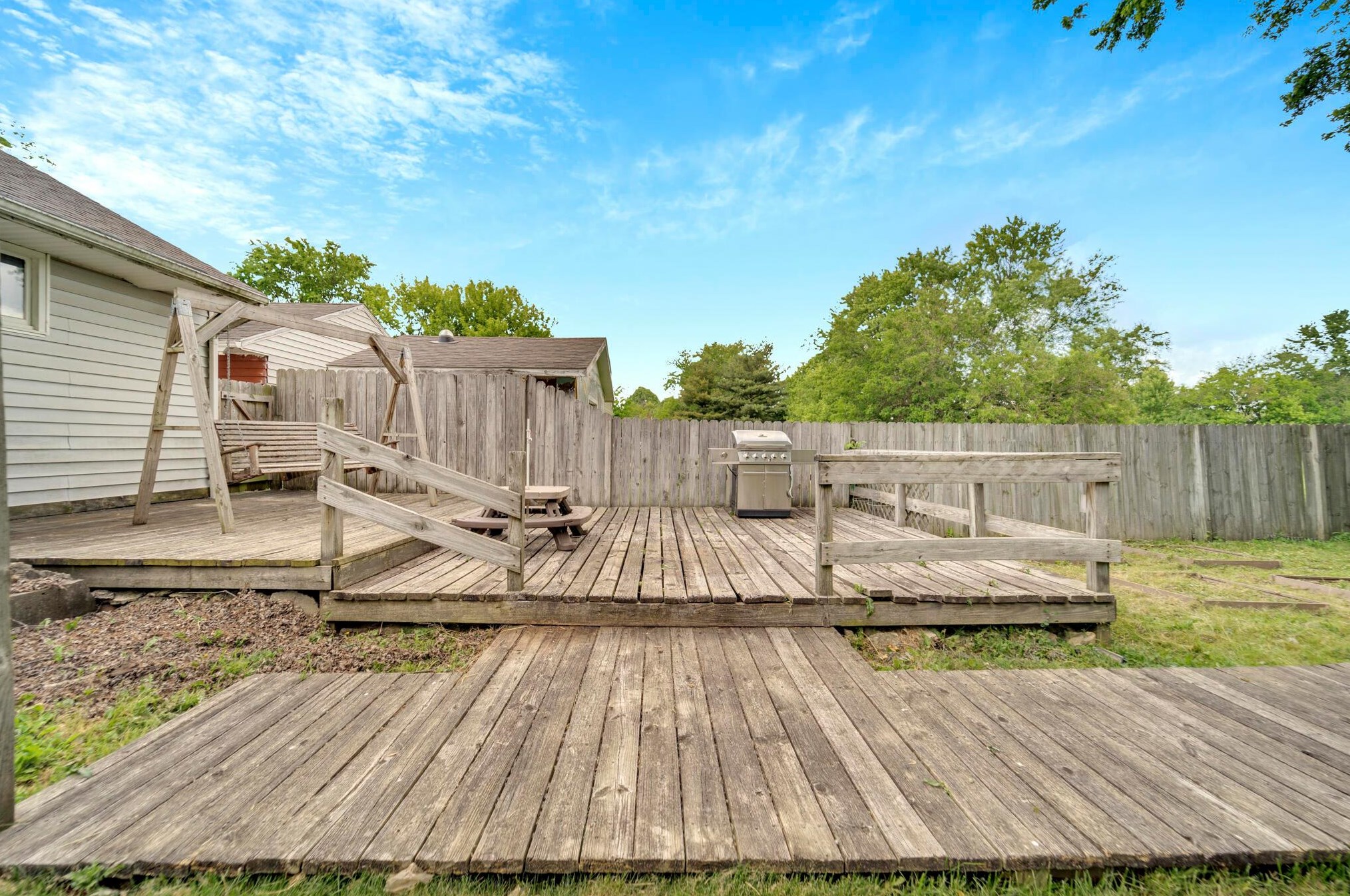 4230 Elliott Rd, Hilliard OH  43026-7648 exterior