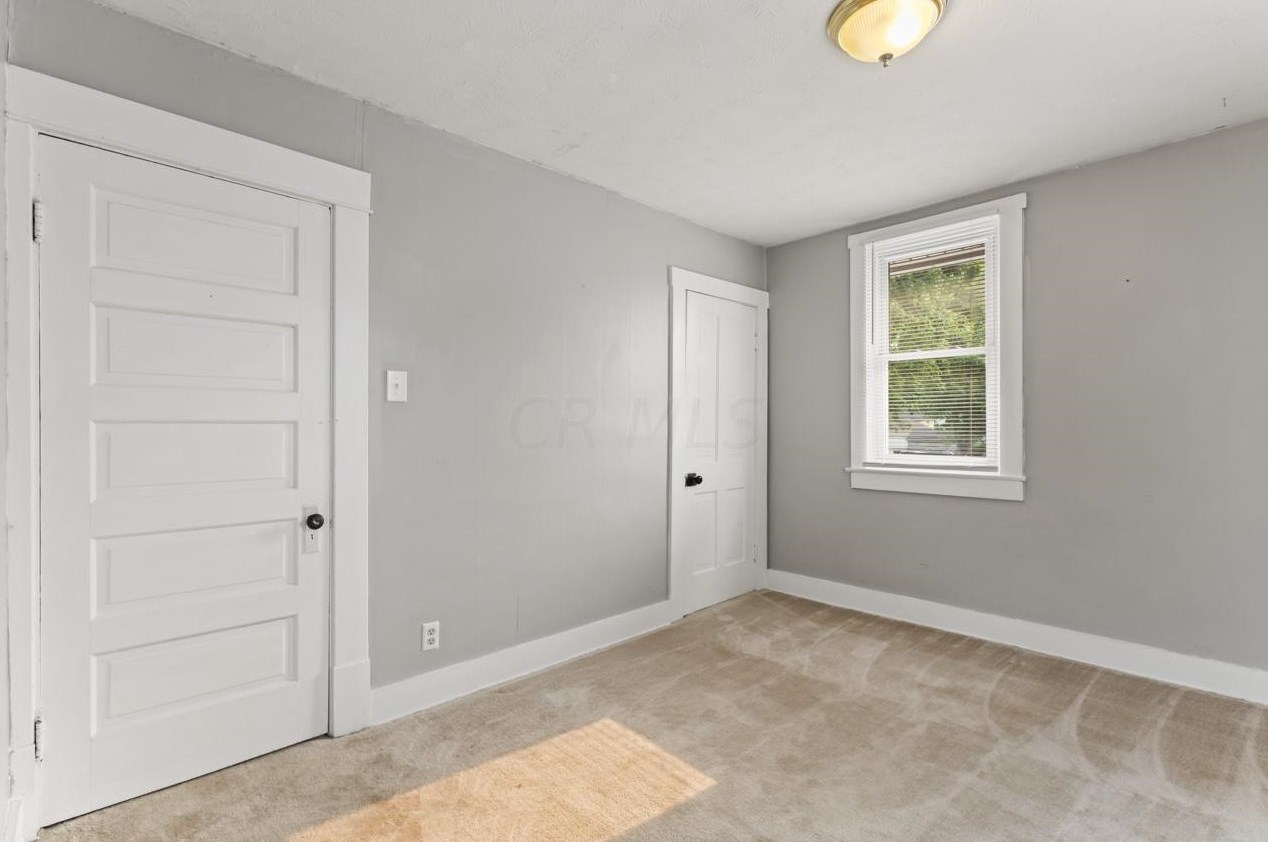 525 Maple St, Lancaster OH 43130-3125 exterior