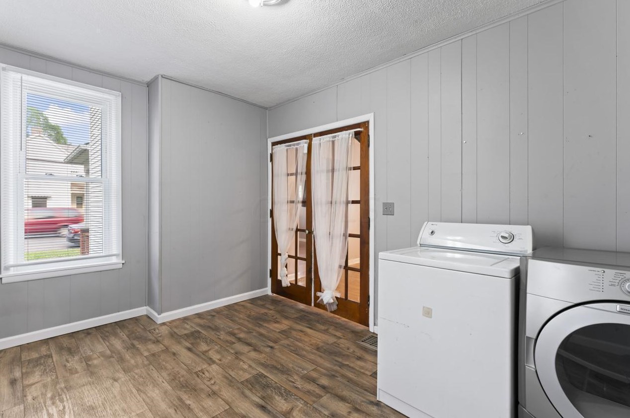 525 Maple St, Lancaster OH 43130-3125 exterior