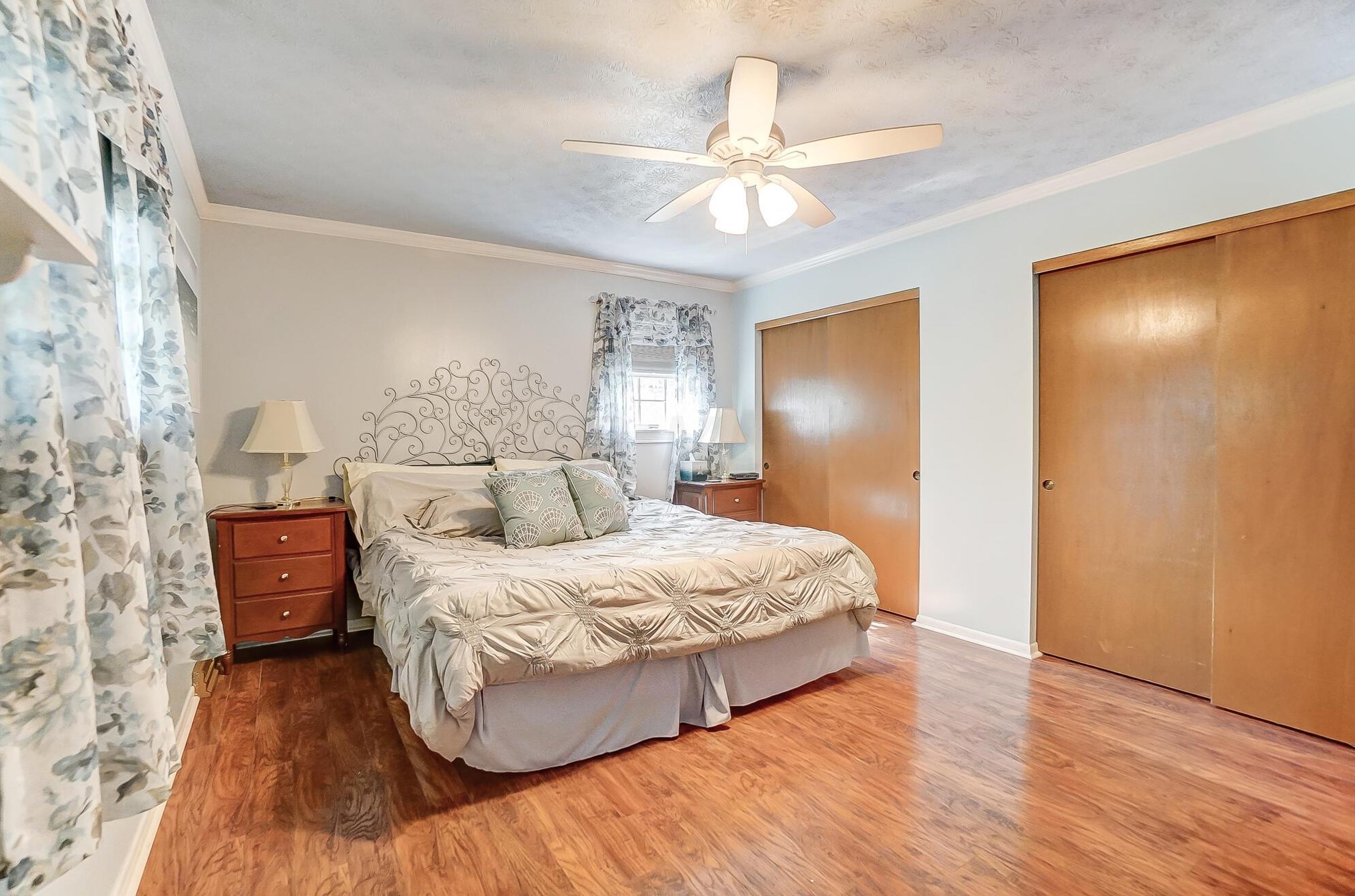 1727 Staffordshire Rd, Columbus OH 43229-2141 exterior