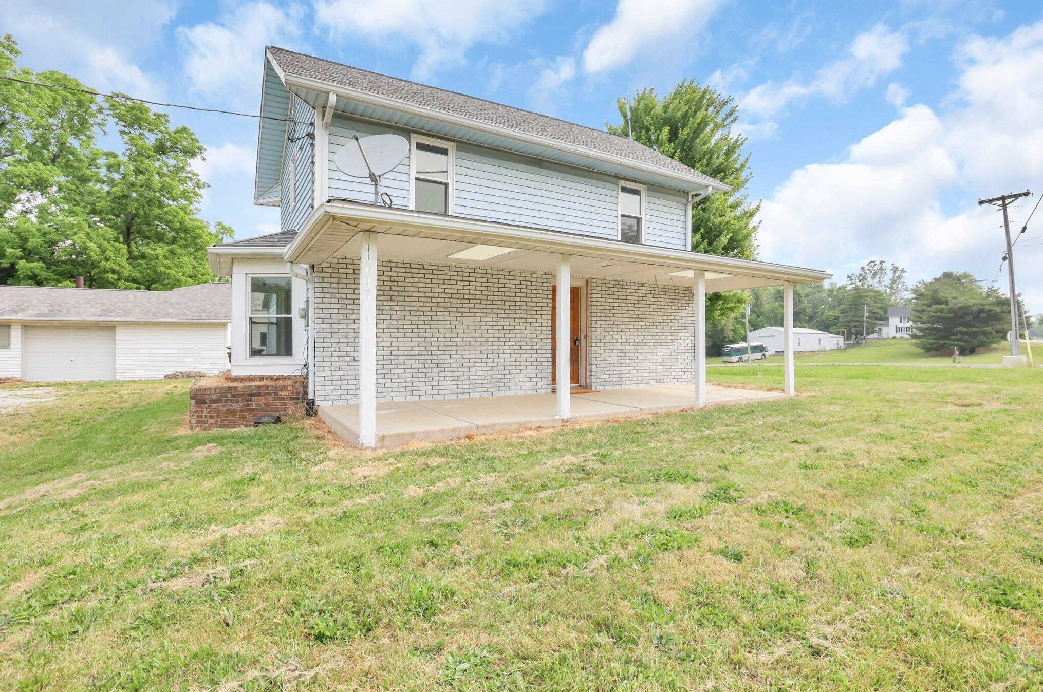 8472 Us Highway 22, Circleville, OH 43113-9260