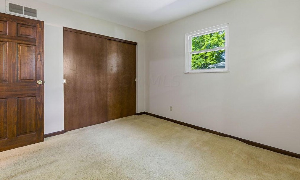 259 Highland Ave, Columbus OH 43085-2664 exterior