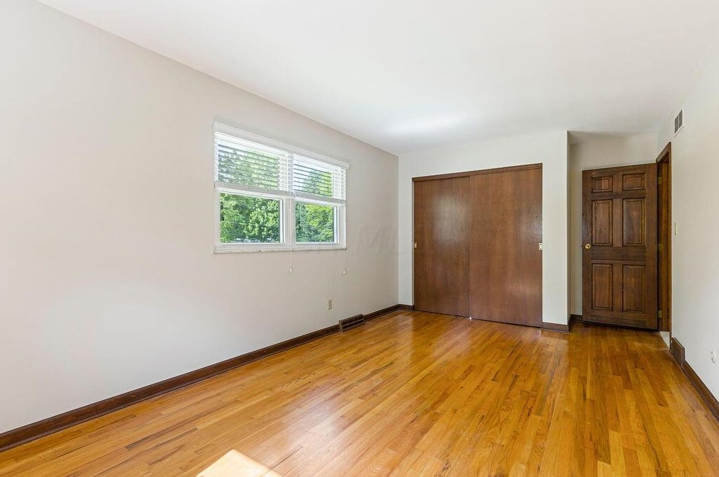 259 Highland Ave, Columbus OH 43085-2664 exterior