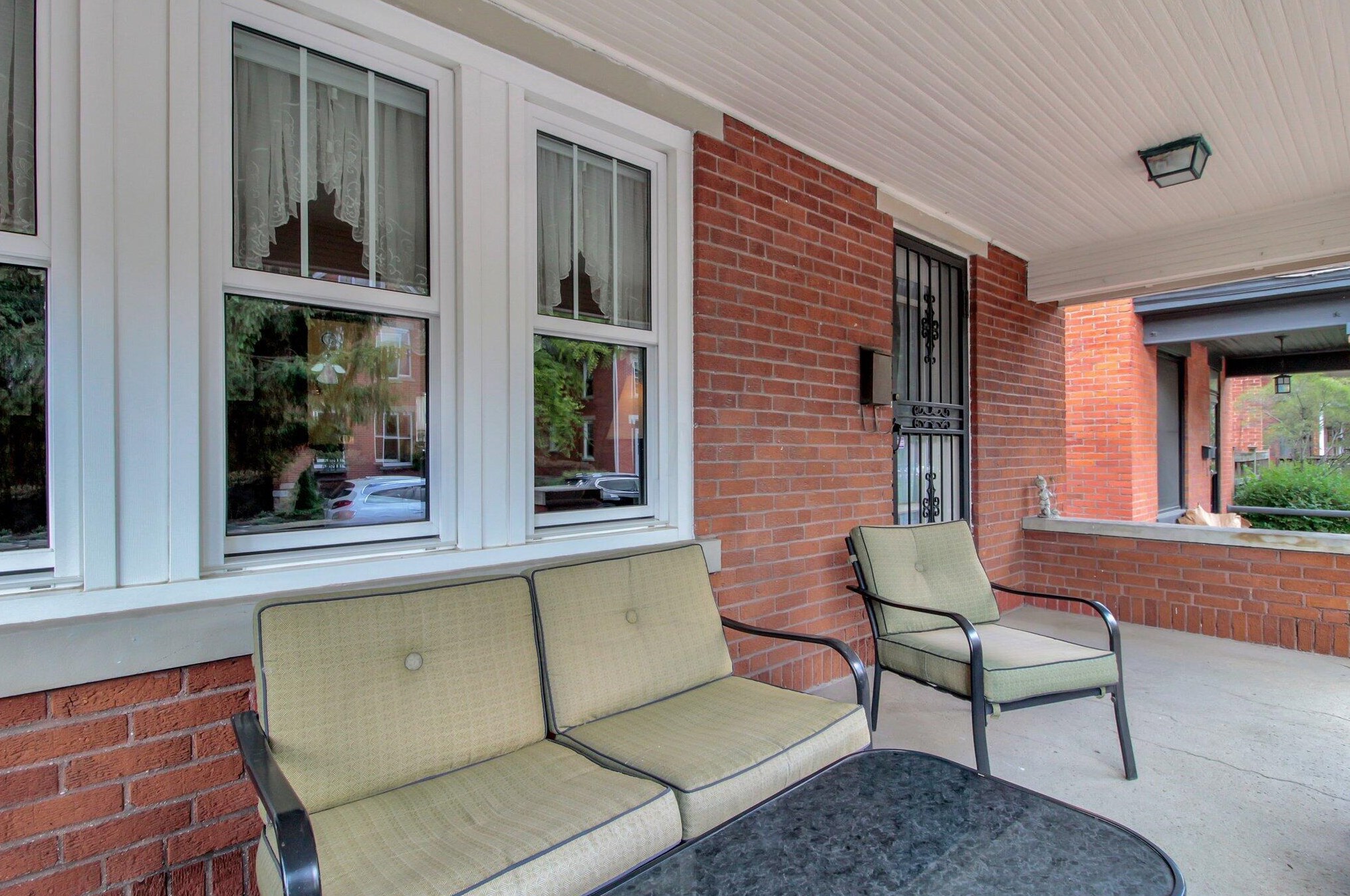 462 Sycamore St, Columbus, OH 43206-1381