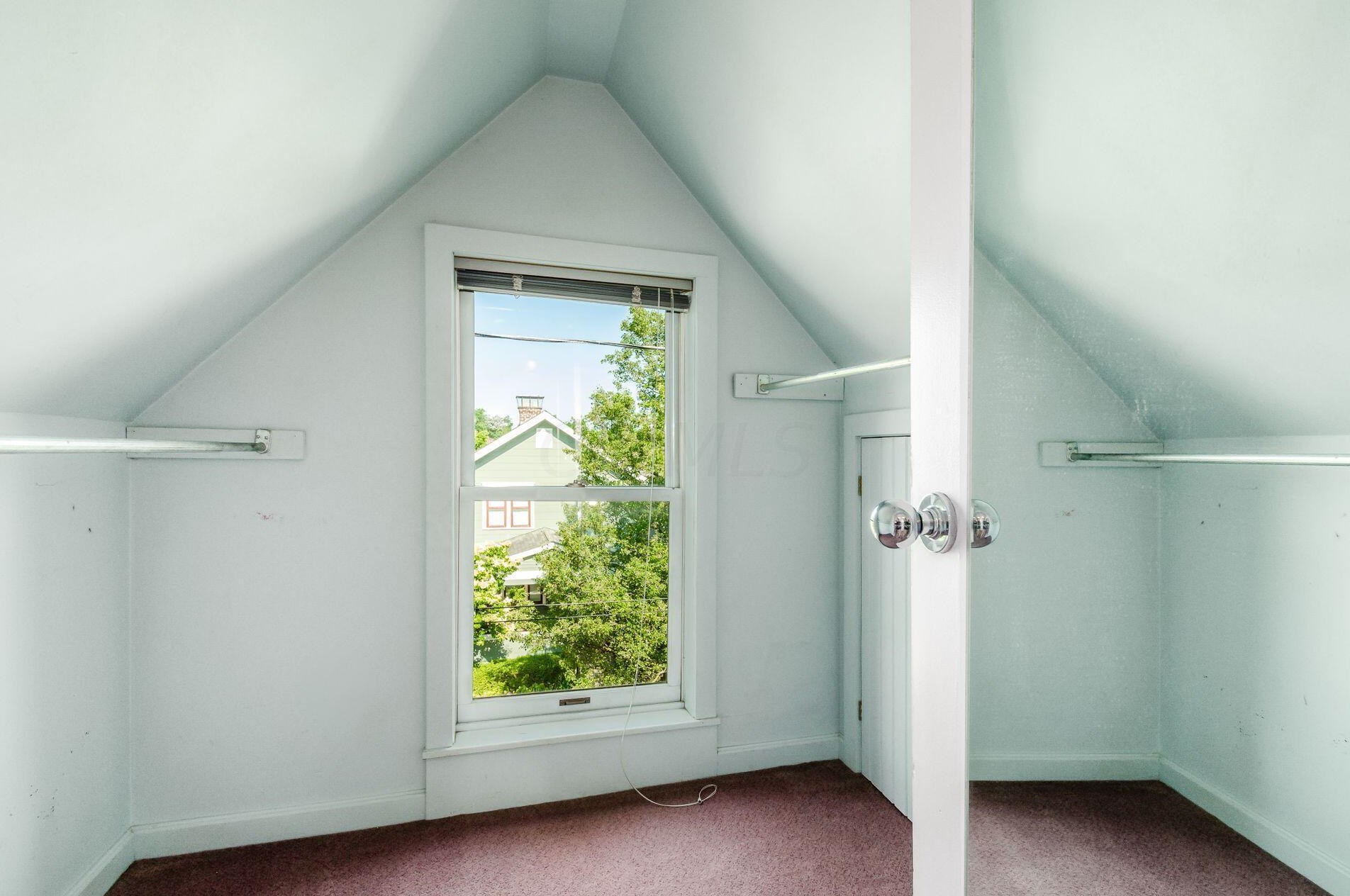 751 Jaeger St, Columbus OH 43206-2273 exterior