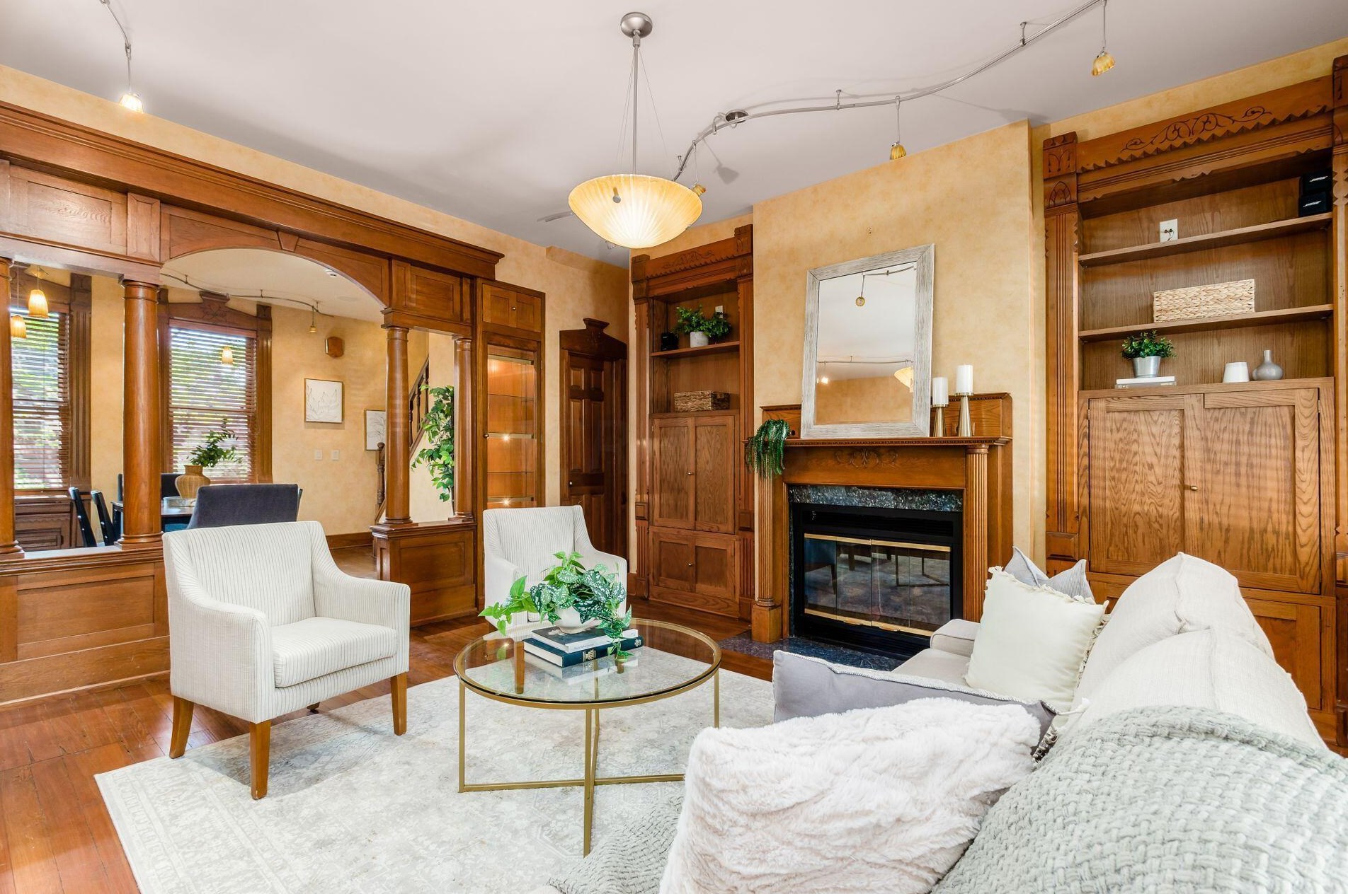 751 Jaeger St, Columbus OH 43206-2273 exterior