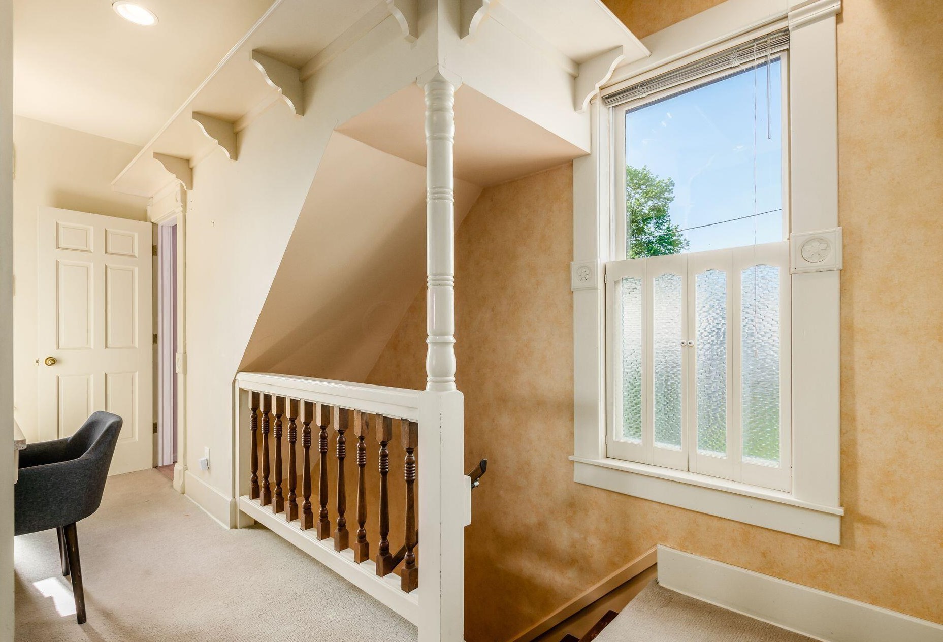 751 Jaeger St, Columbus OH 43206-2273 exterior