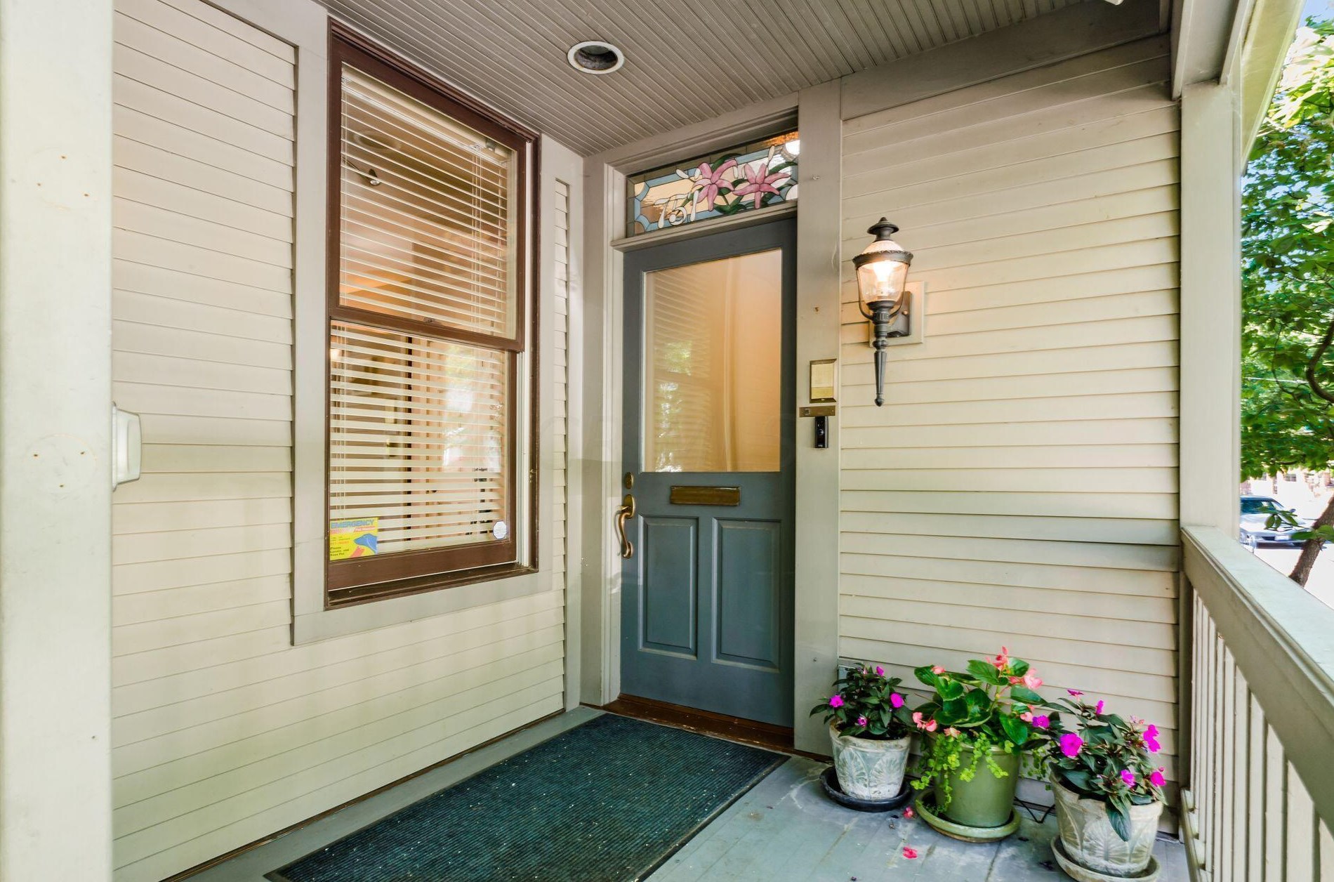 751 Jaeger St, Columbus OH 43206-2273 exterior