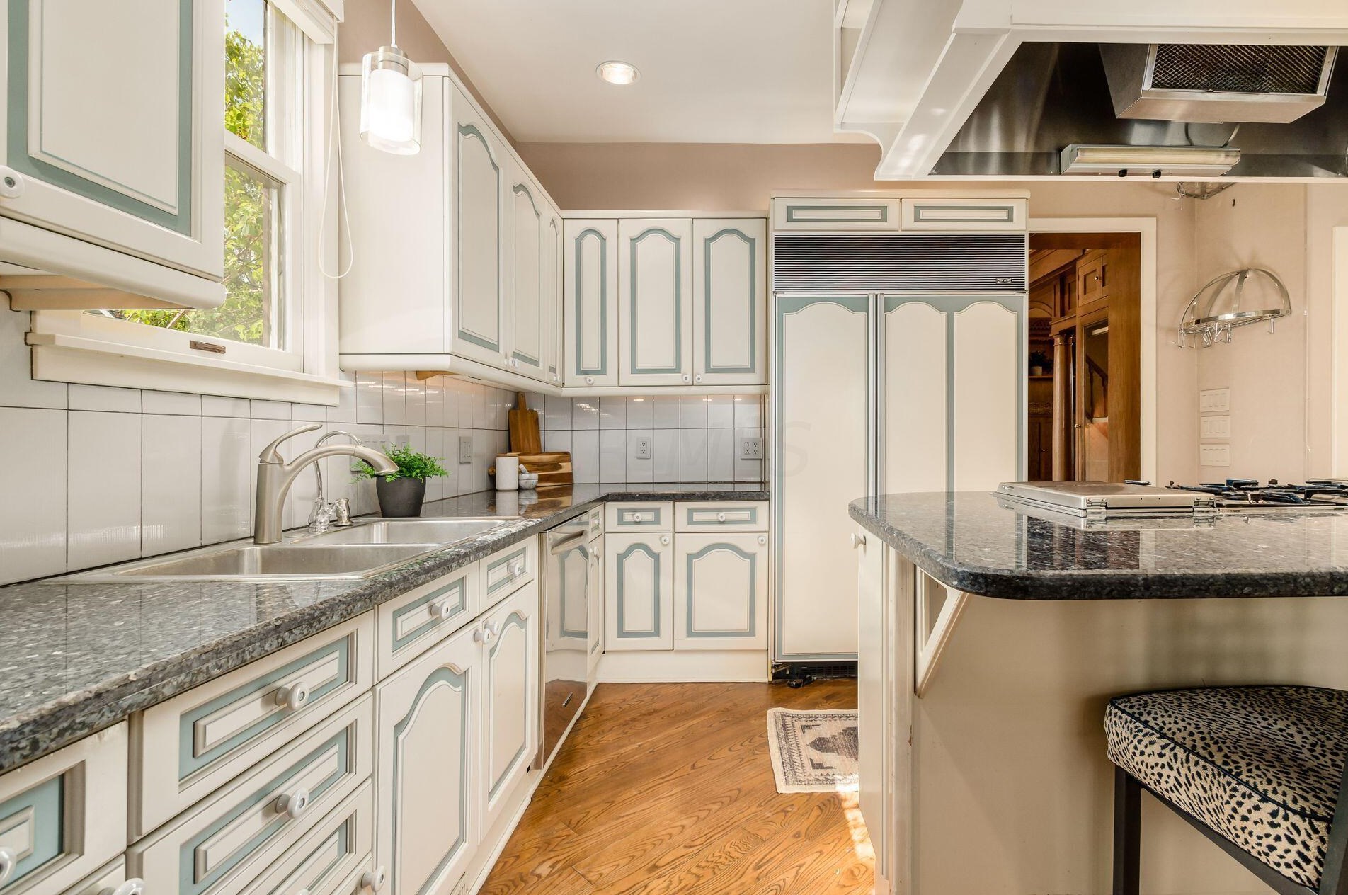 751 Jaeger St, Columbus OH 43206-2273 exterior