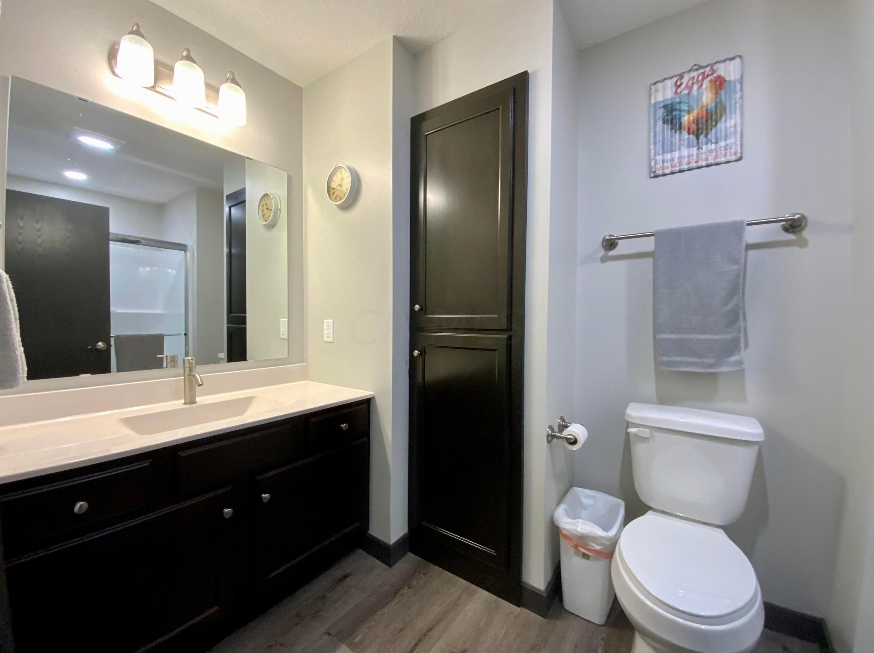 876 Royal Cir, Howard OH  43028-9370 exterior