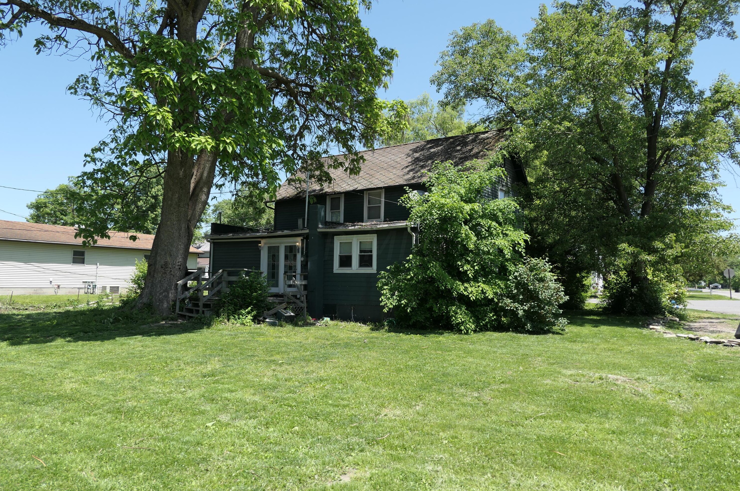 301 Elm St, Prospect, OH 43342-9624