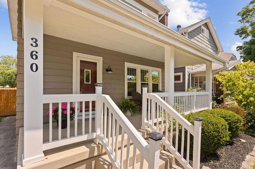 360 Olentangy St, Columbus, OH 43202-2354