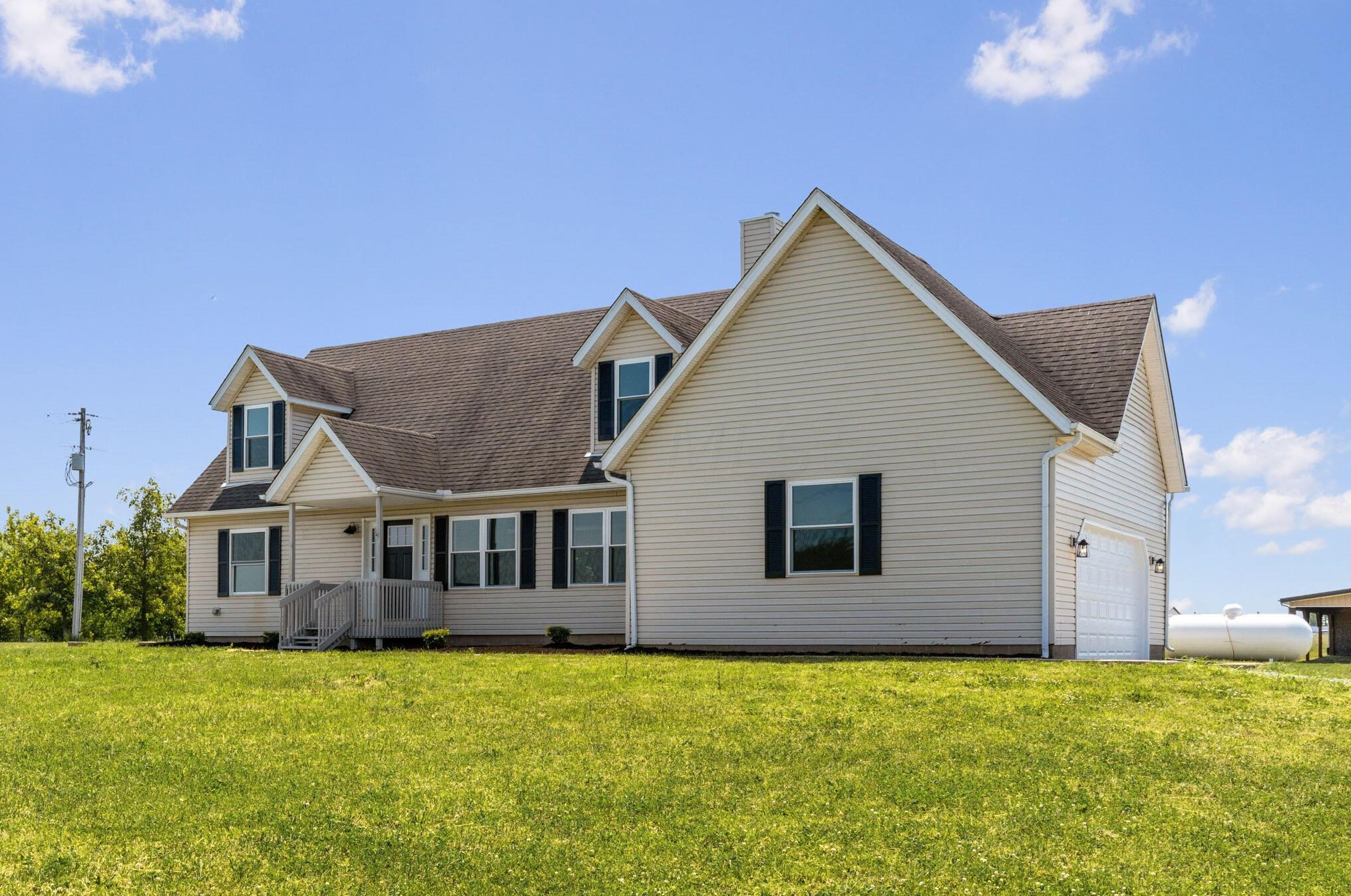 23643 Smith Hulse Rd, Circleville, OH 43113-8991