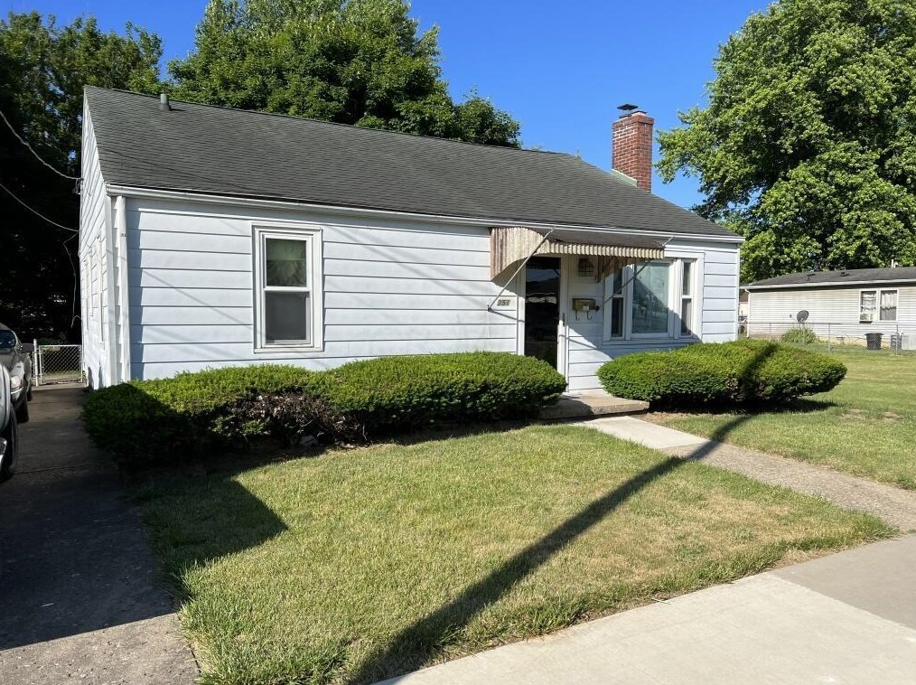 351 Ohio St, Circleville, OH 43113-2032