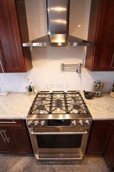 106 Gates St, Columbus OH  43206-3622 exterior