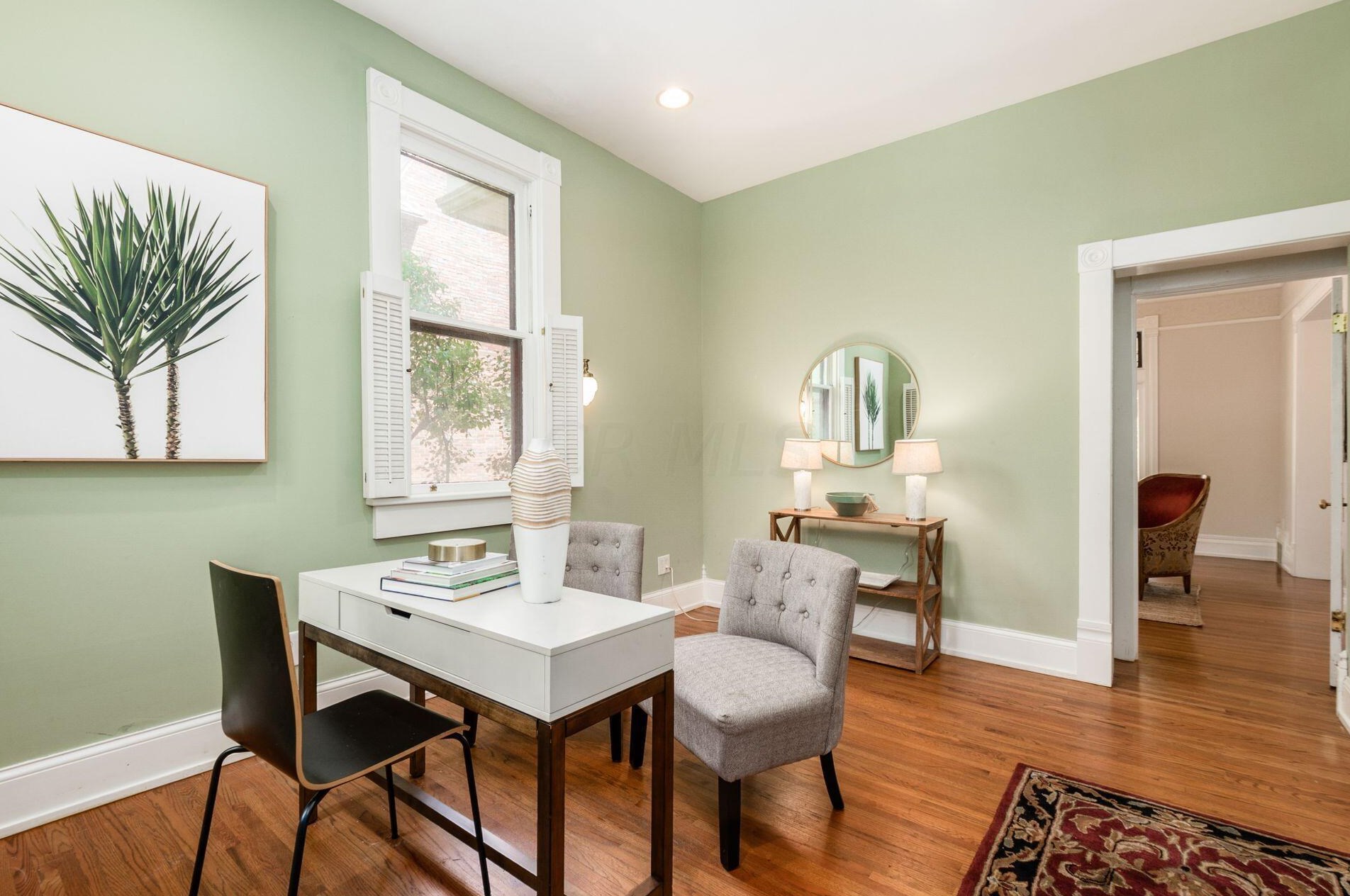 150 North Broadway, Columbus OH 43214-4112 exterior