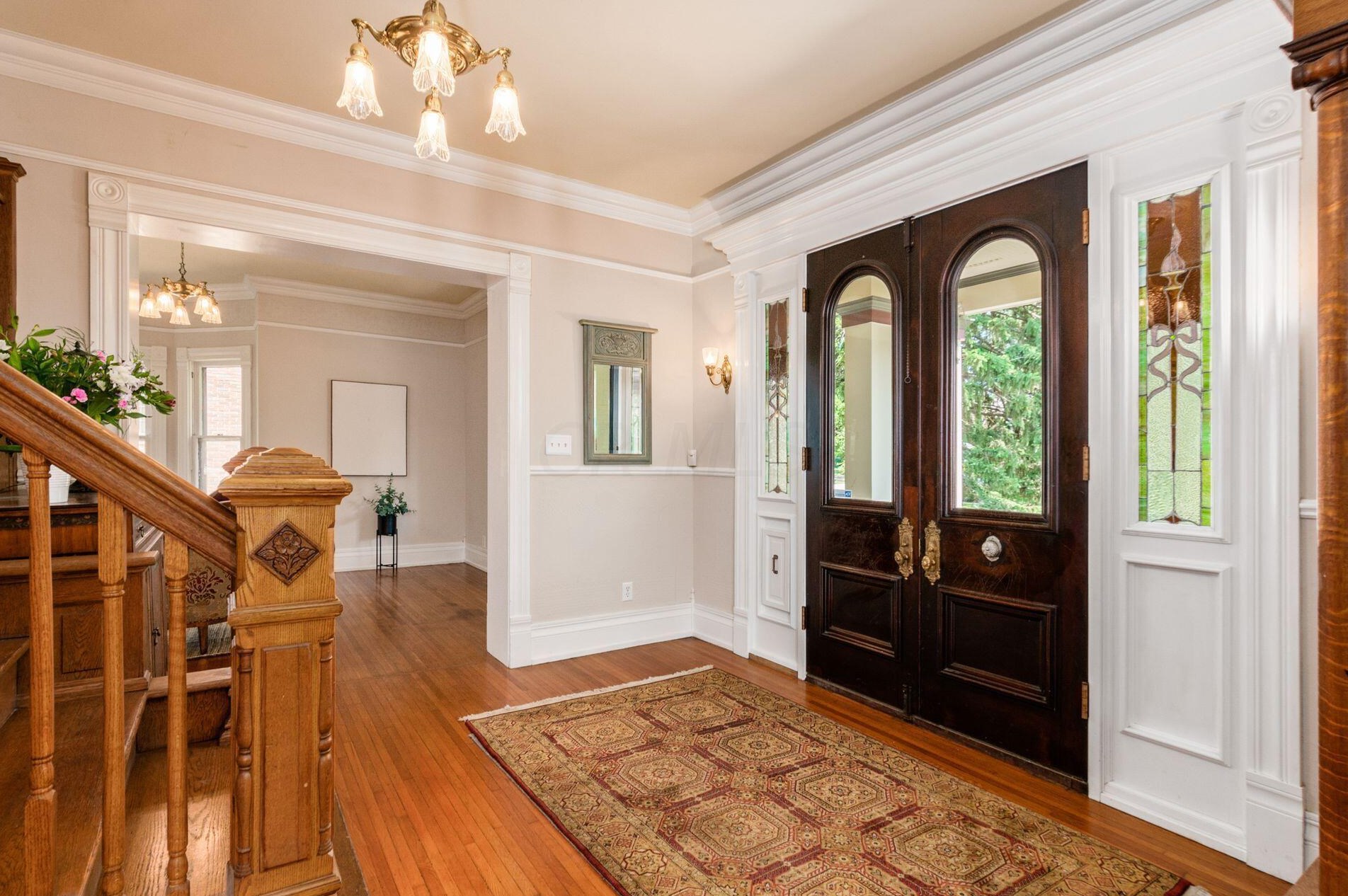 150 North Broadway, Columbus OH 43214-4112 exterior