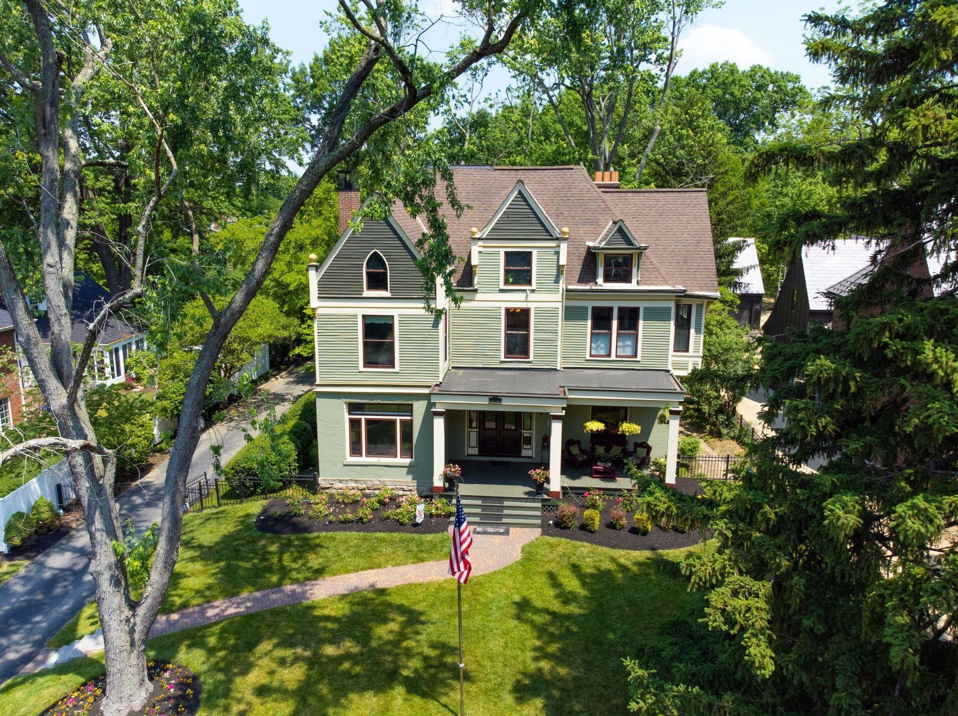 150 North Broadway, Columbus OH 43214-4112 exterior