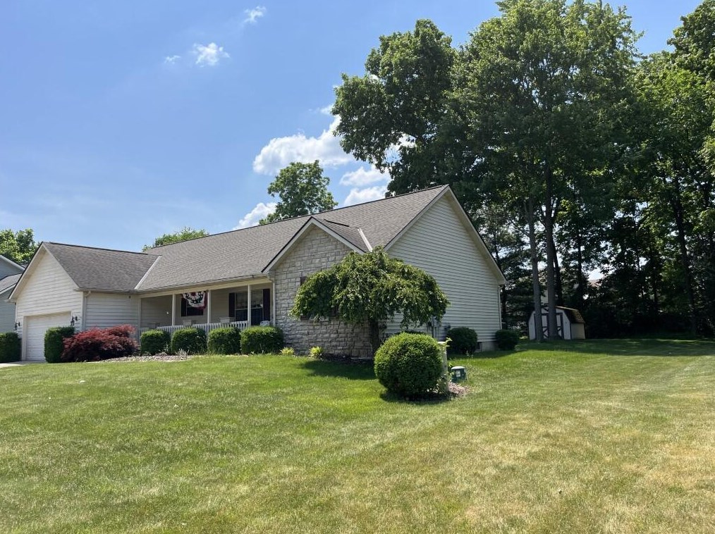 123 Mohican Ln, Pataskala, OH 43062