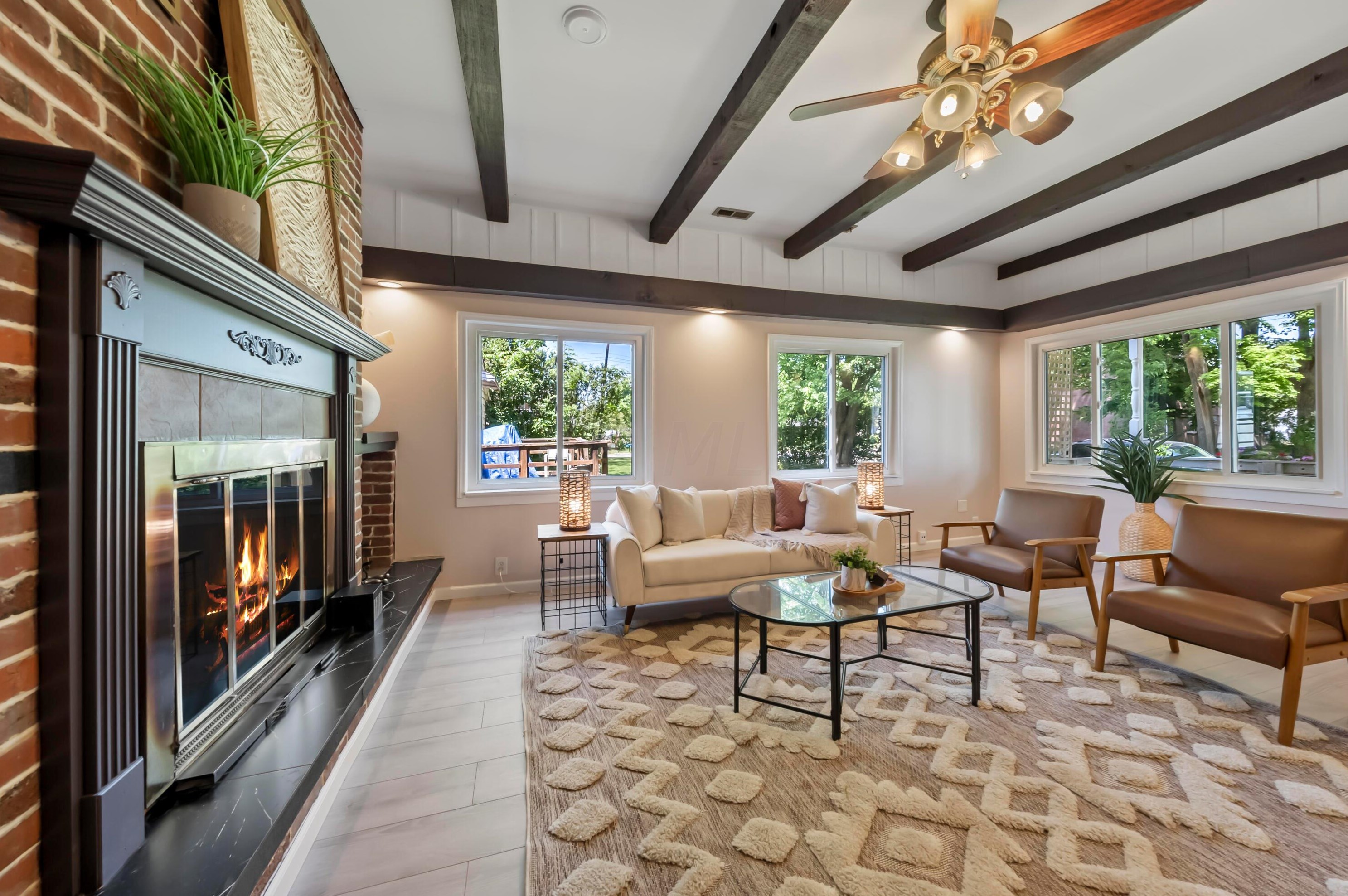 3047 Azelda St, Columbus OH 43224-4011 exterior