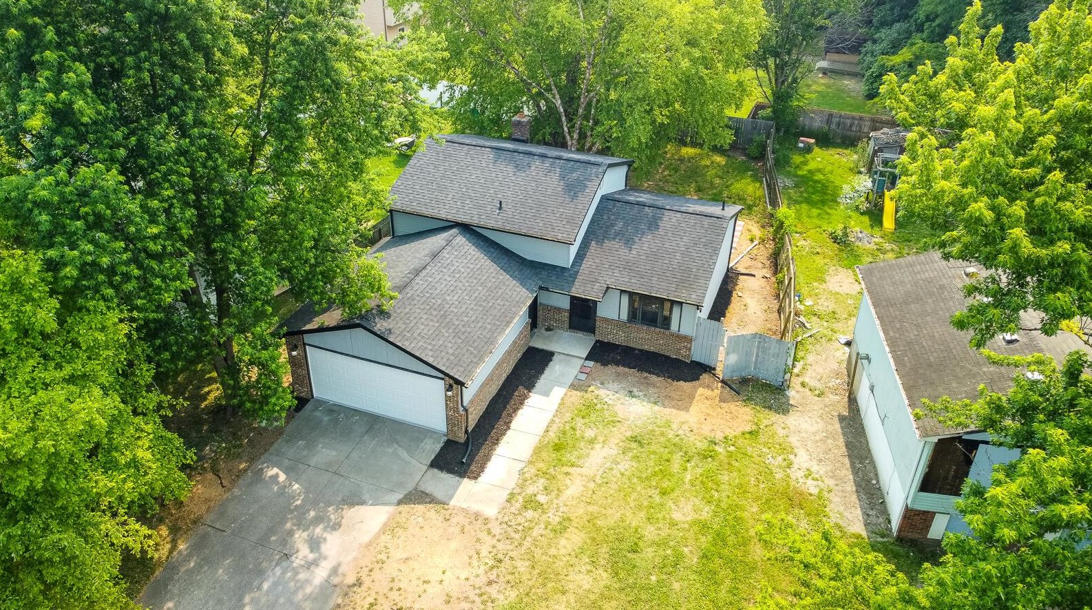 3518 Meldrake St, Columbus OH  43230-1624 exterior