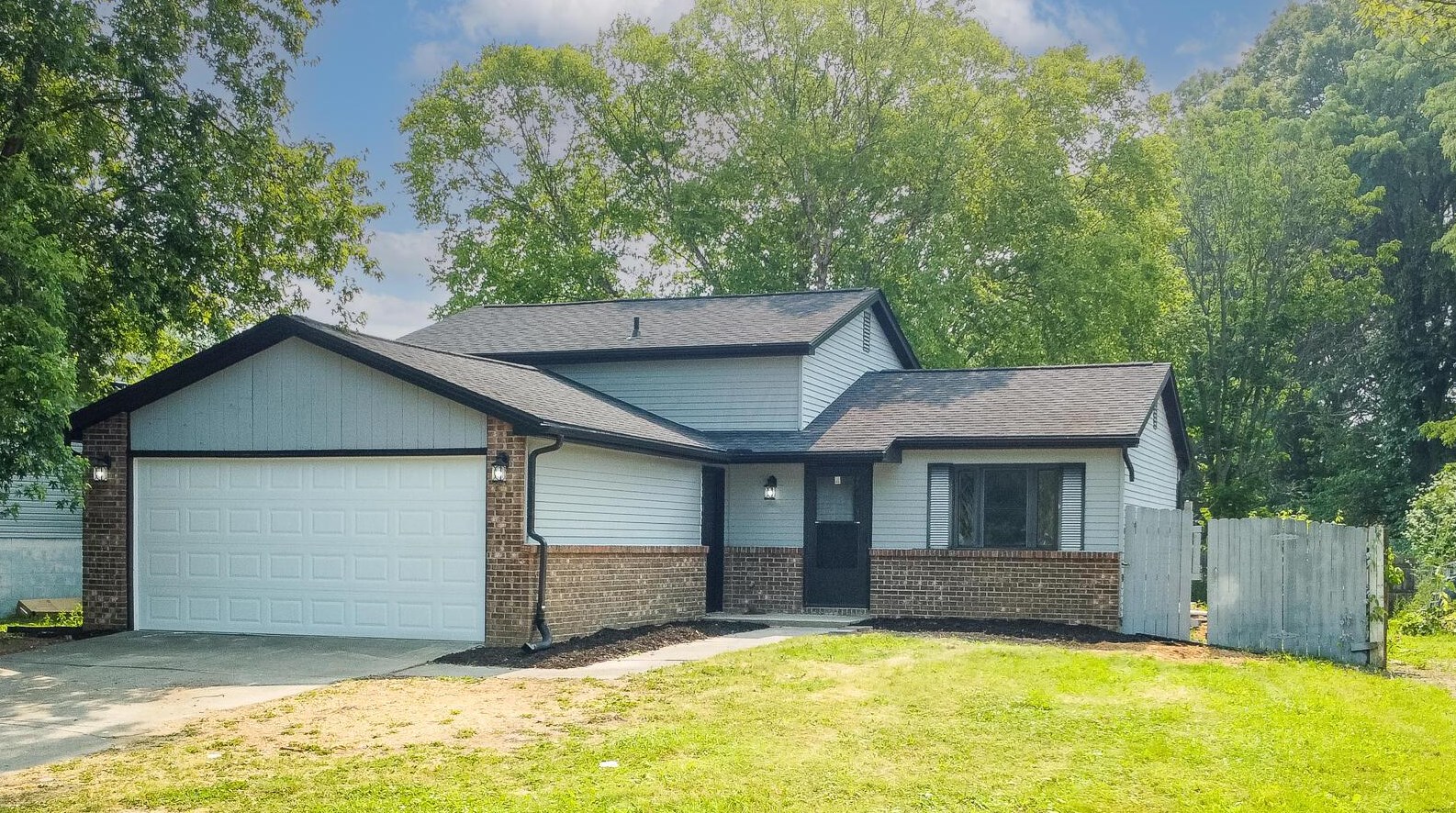 3518 Meldrake St, Columbus OH  43230-1624 exterior