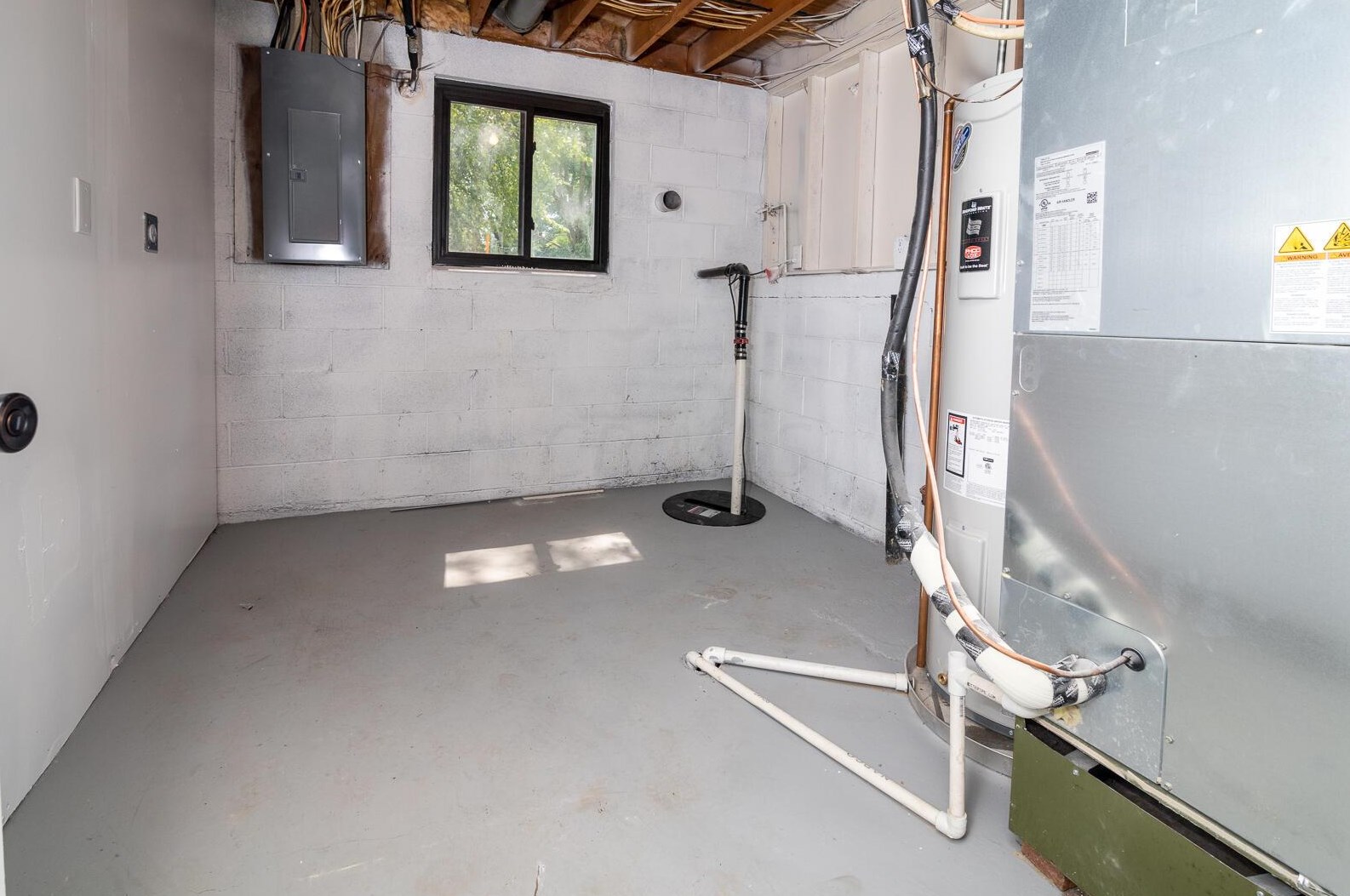 3518 Meldrake St, Columbus OH  43230-1624 exterior