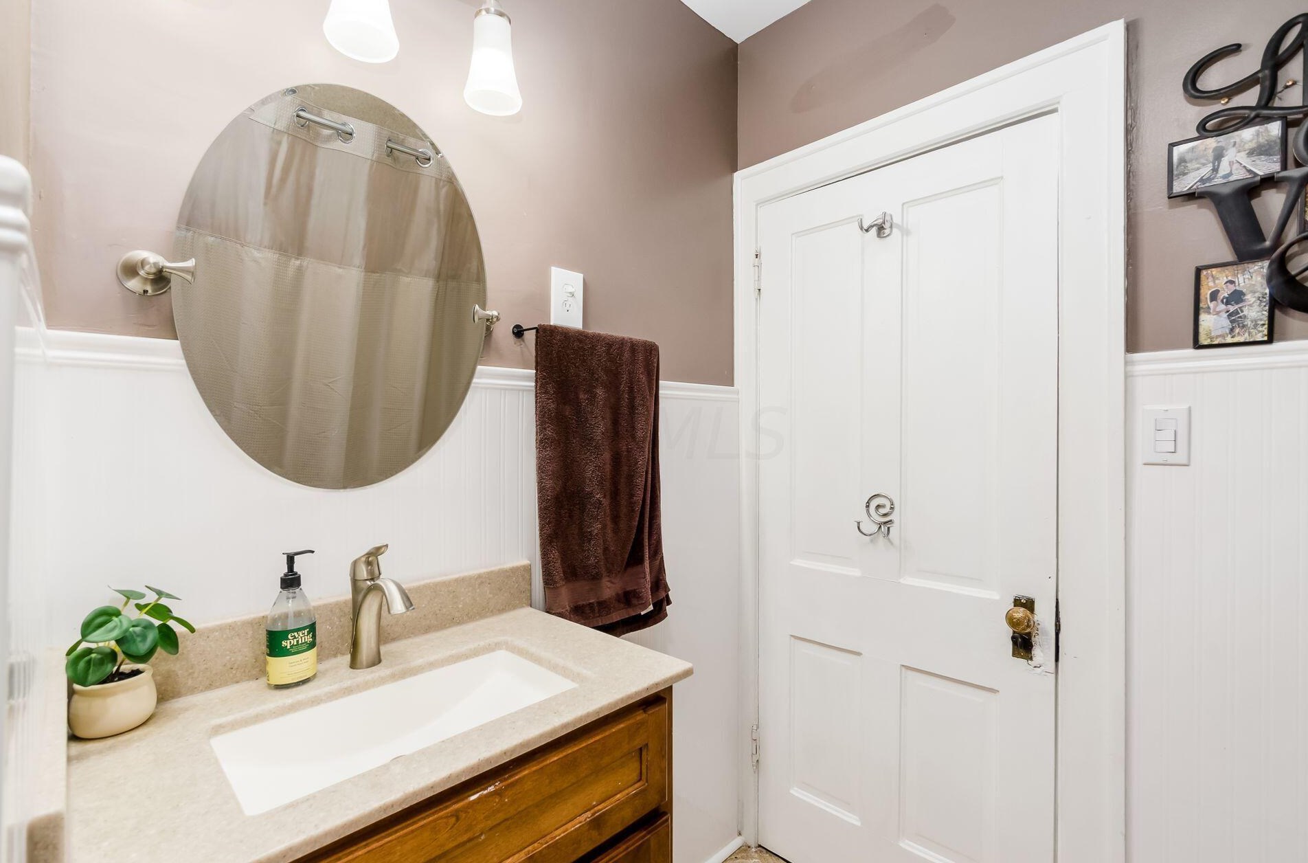 1272 Elmwood Ave, Columbus OH  43212-3278 exterior