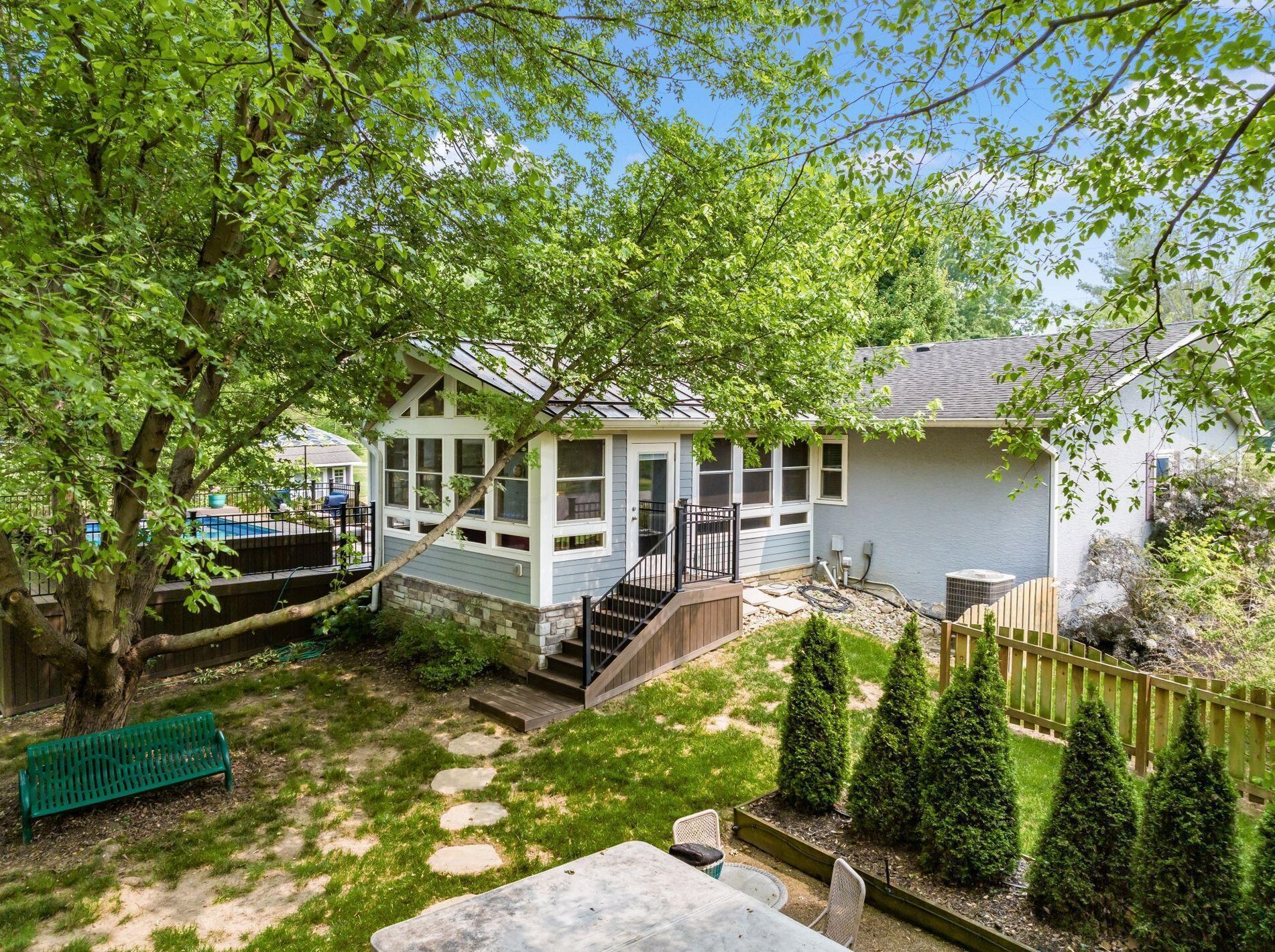 5197 Parkmoor Dr, Westerville, OH 43082-8839
