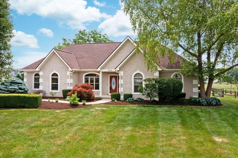7839 Bluefield Nw St, Cnl Wnchstr, OH 43110