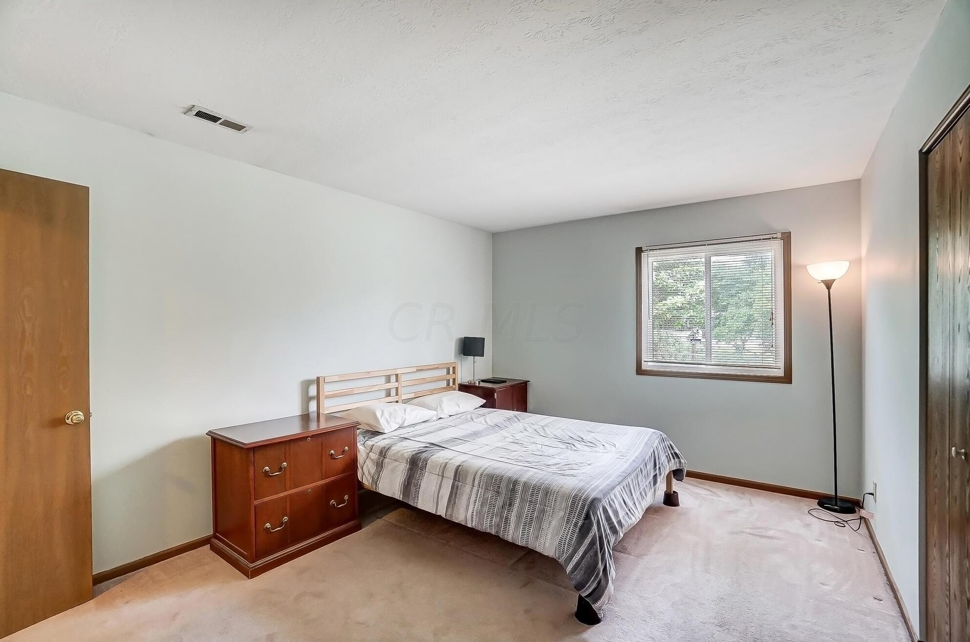 3174 Briggs Rd, Columbus OH 43204-2361 exterior