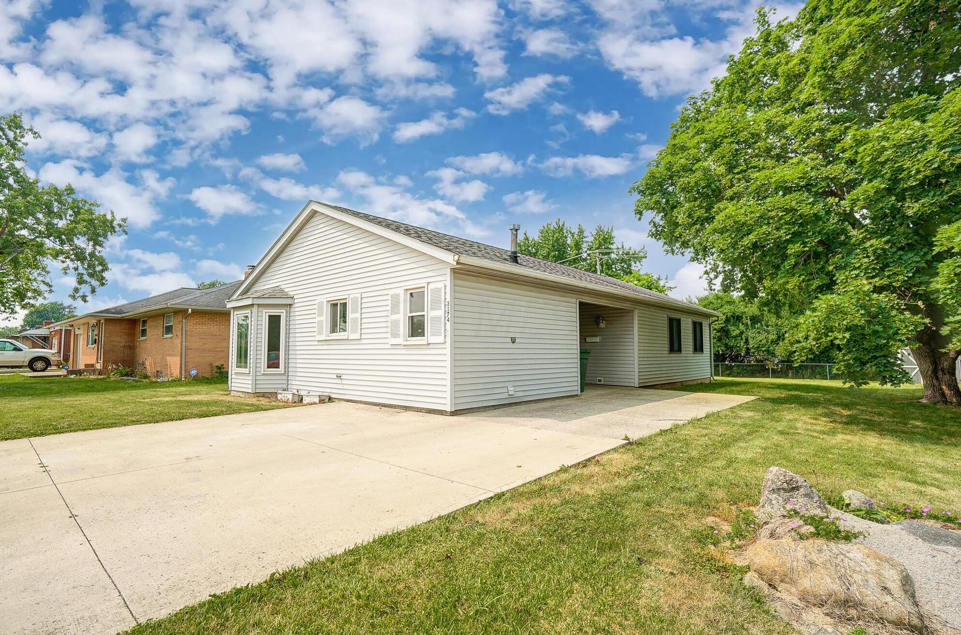 3174 Briggs Rd, Columbus, OH 43204-4708