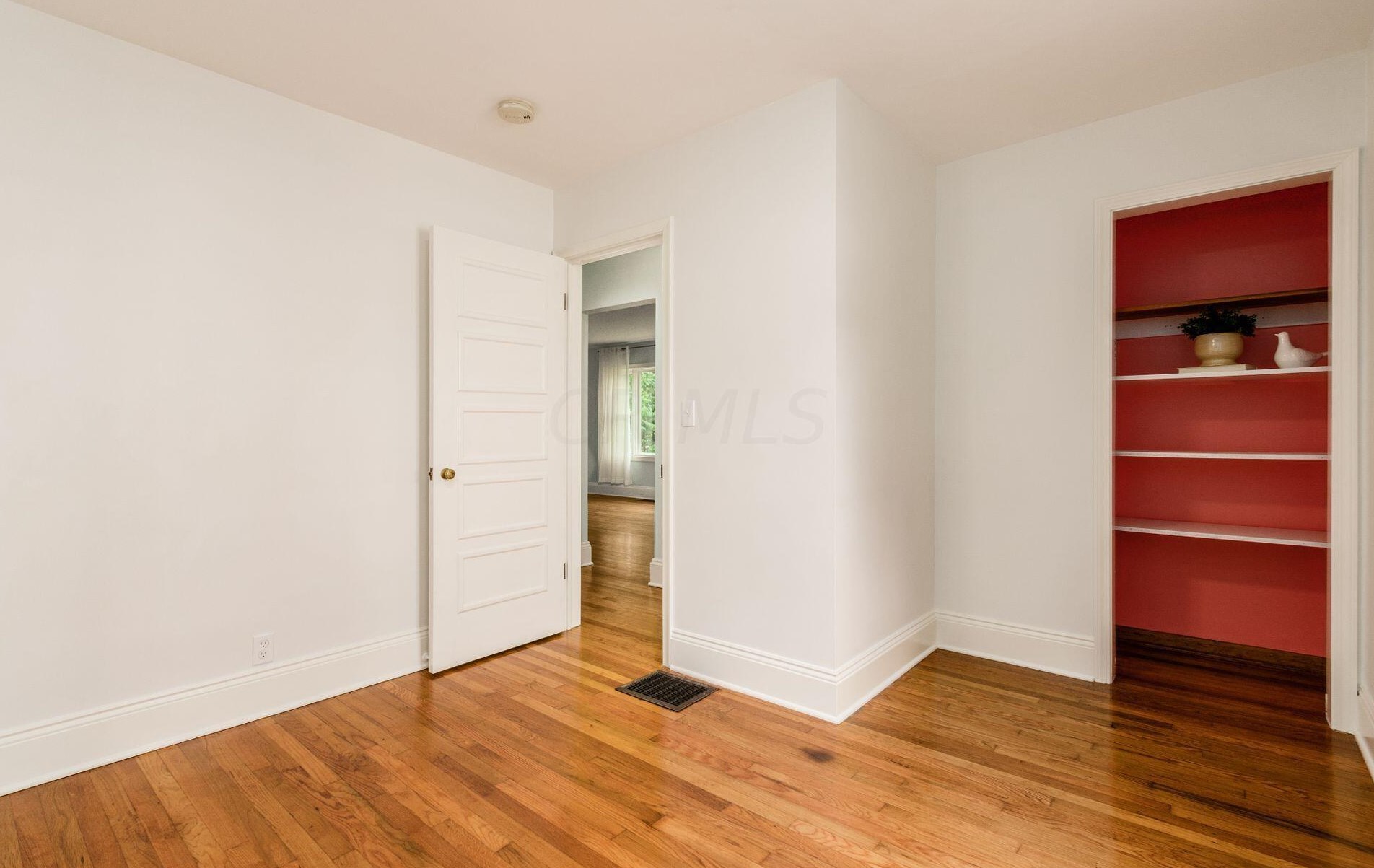 293 Deland Ave, Columbus OH 43214-3025 exterior