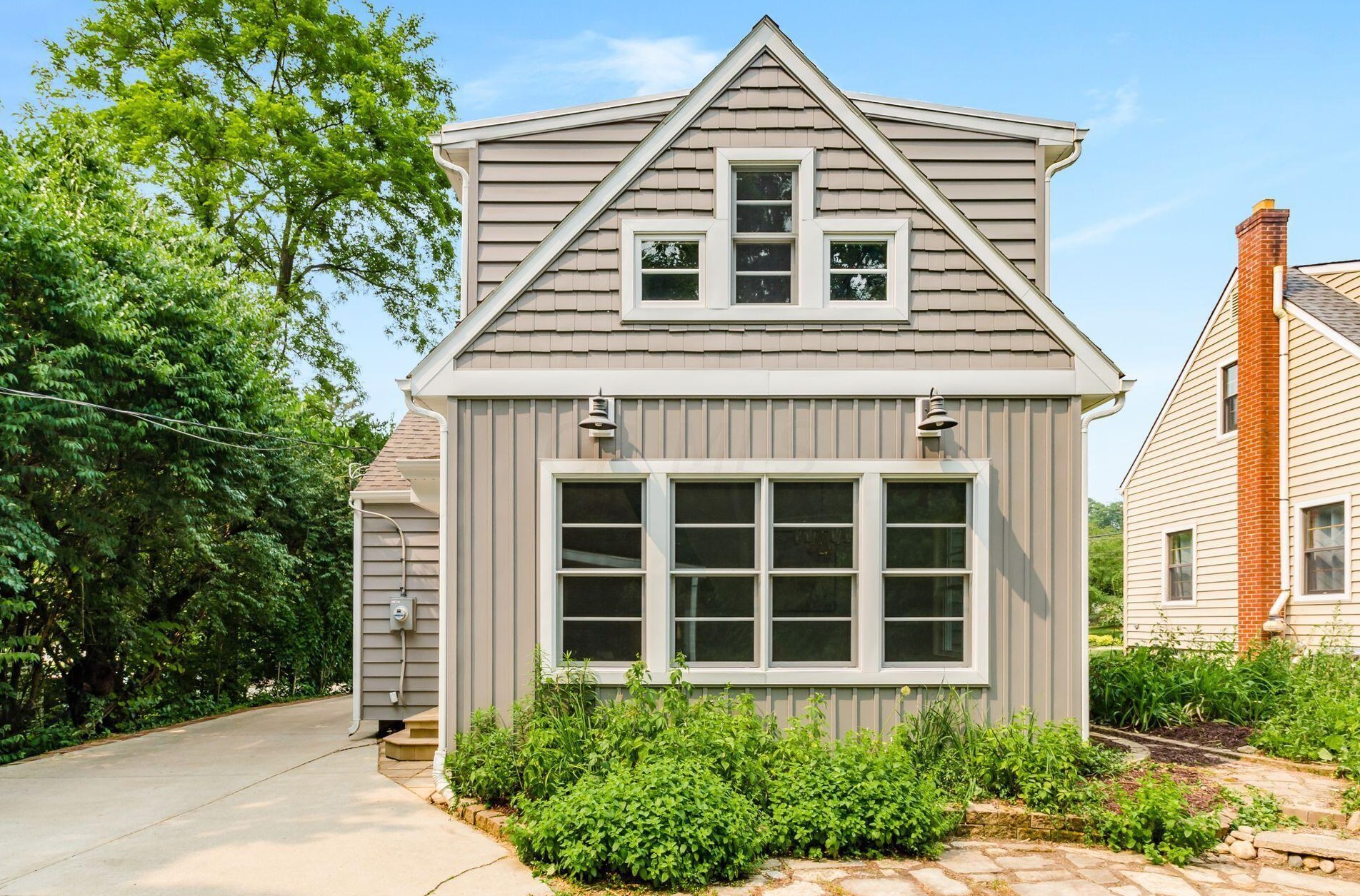 293 Deland Ave, Columbus OH 43214-3025 exterior