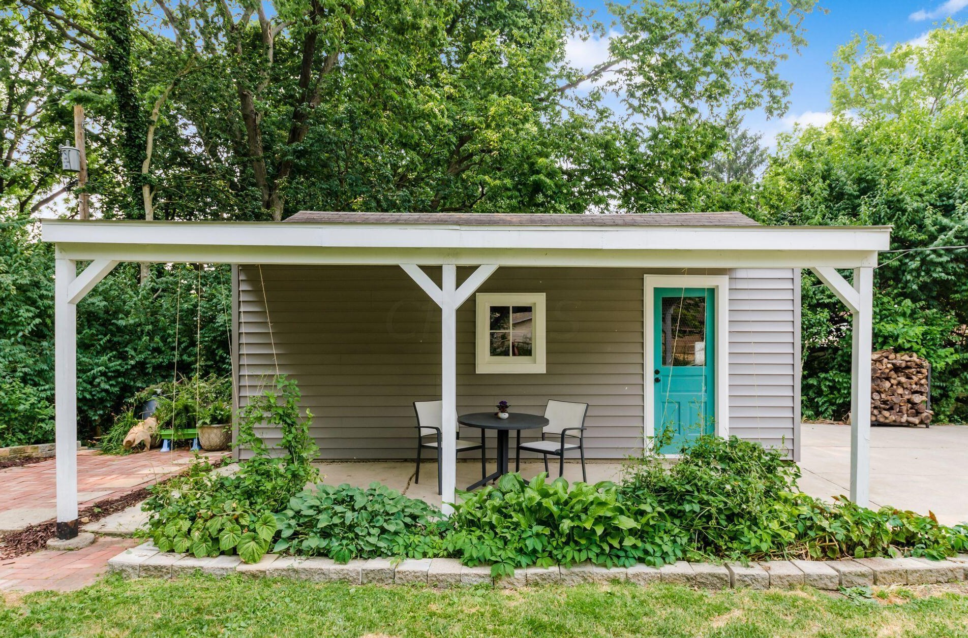 293 Deland Ave, Columbus OH 43214-3025 exterior