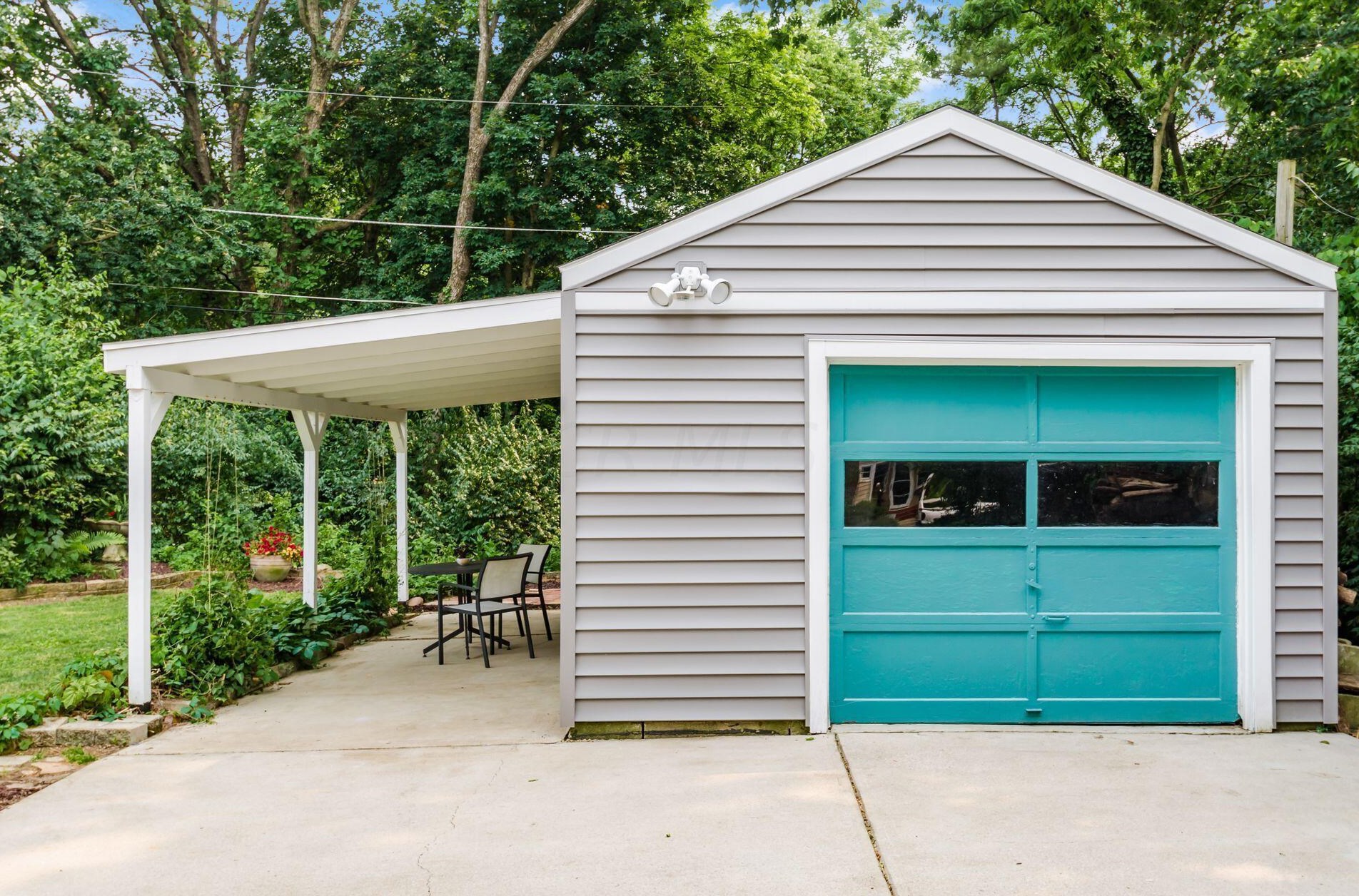 293 Deland Ave, Columbus OH 43214-3025 exterior