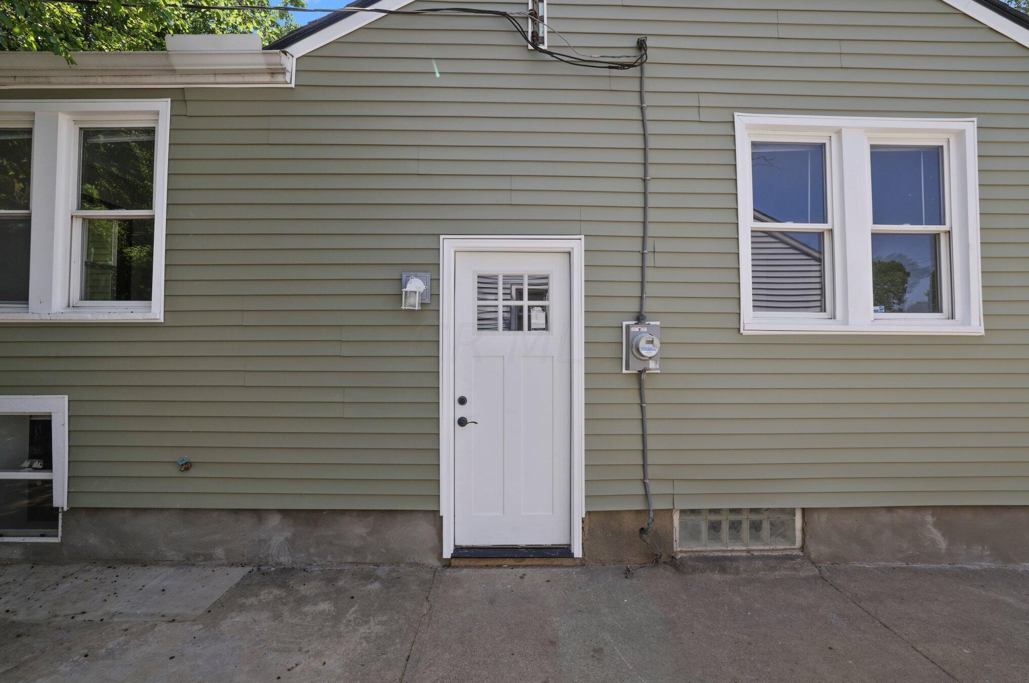 1371 22nd Ave, Columbus OH 43211-2125 exterior