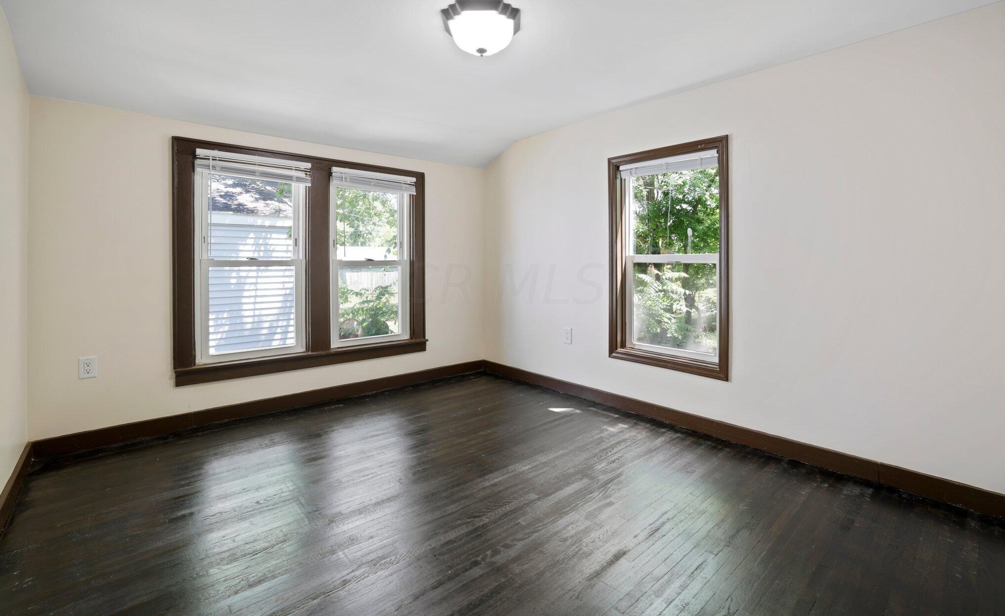 1371 22nd Ave, Columbus OH 43211-2125 exterior