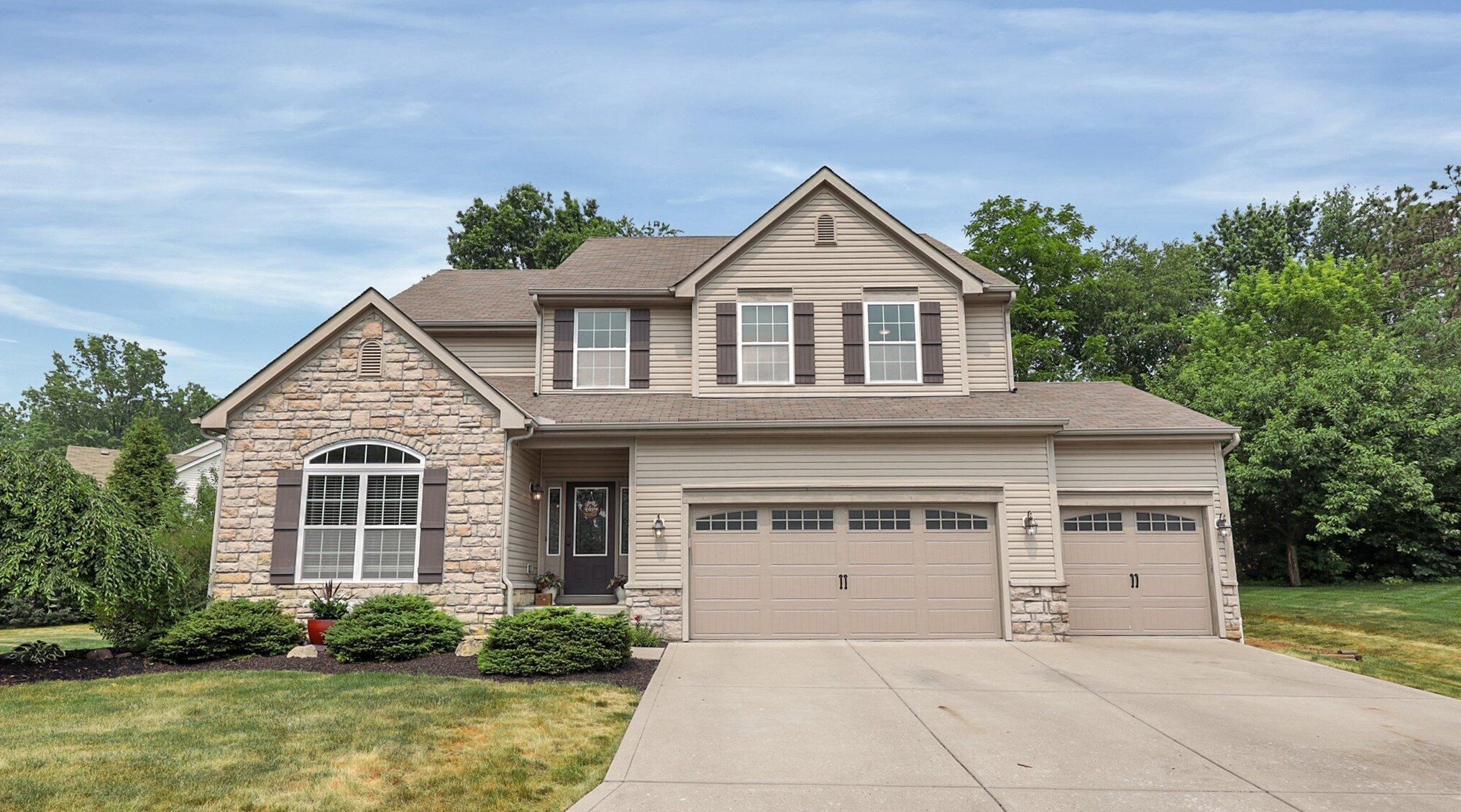 72 Gibson Pl, Westerville, OH 43081-2578