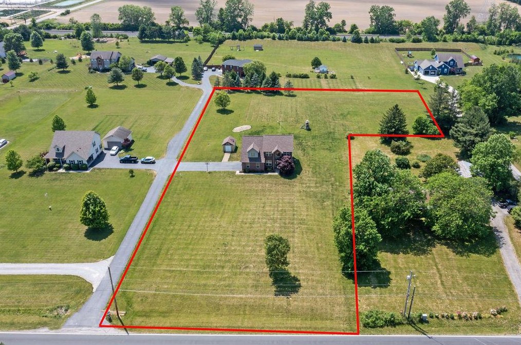 4656 Liberty Rd, Delaware, OH 43015-8819