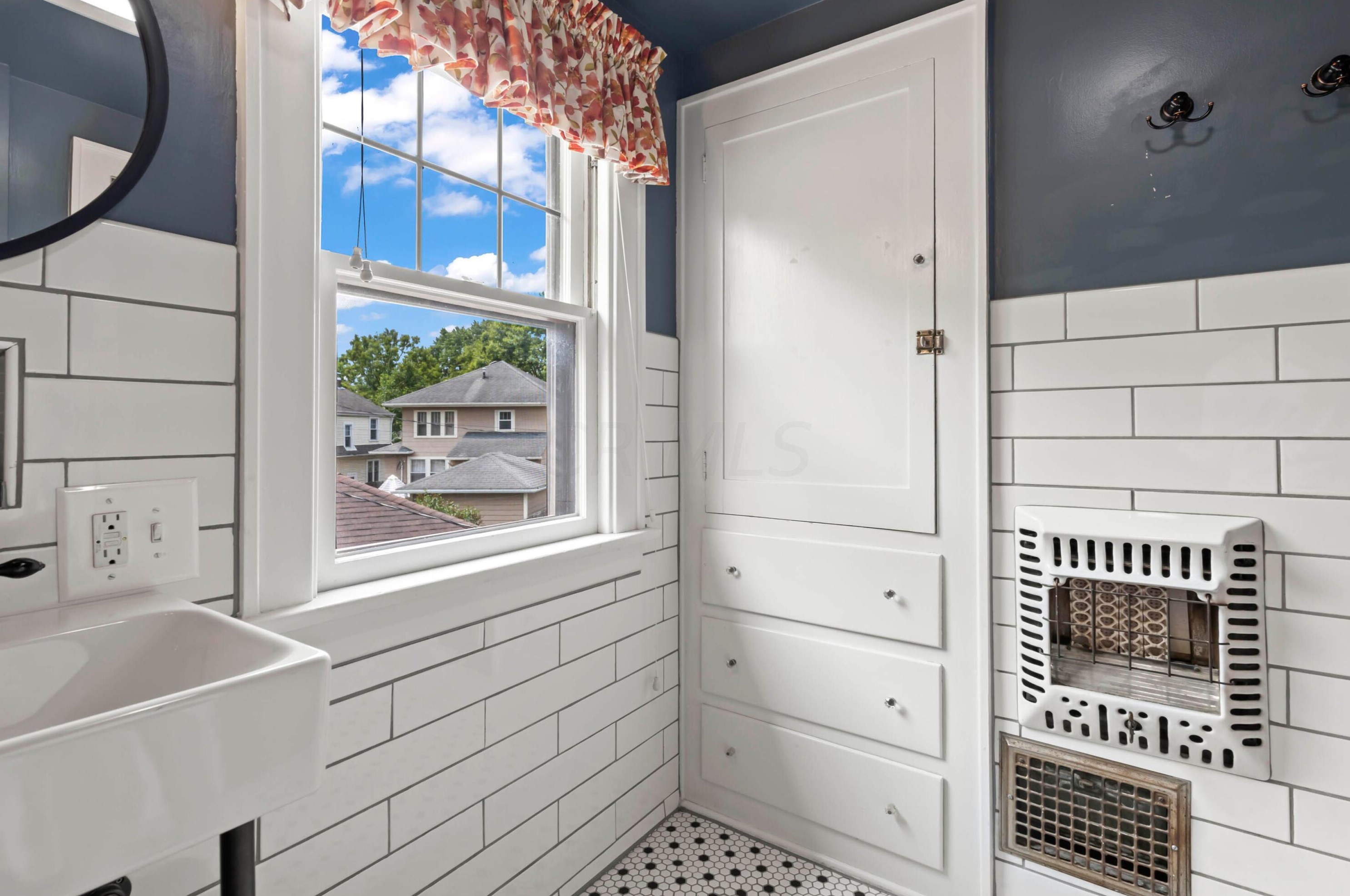 133 Guernsey Ave, Columbus OH 43204-2577 exterior