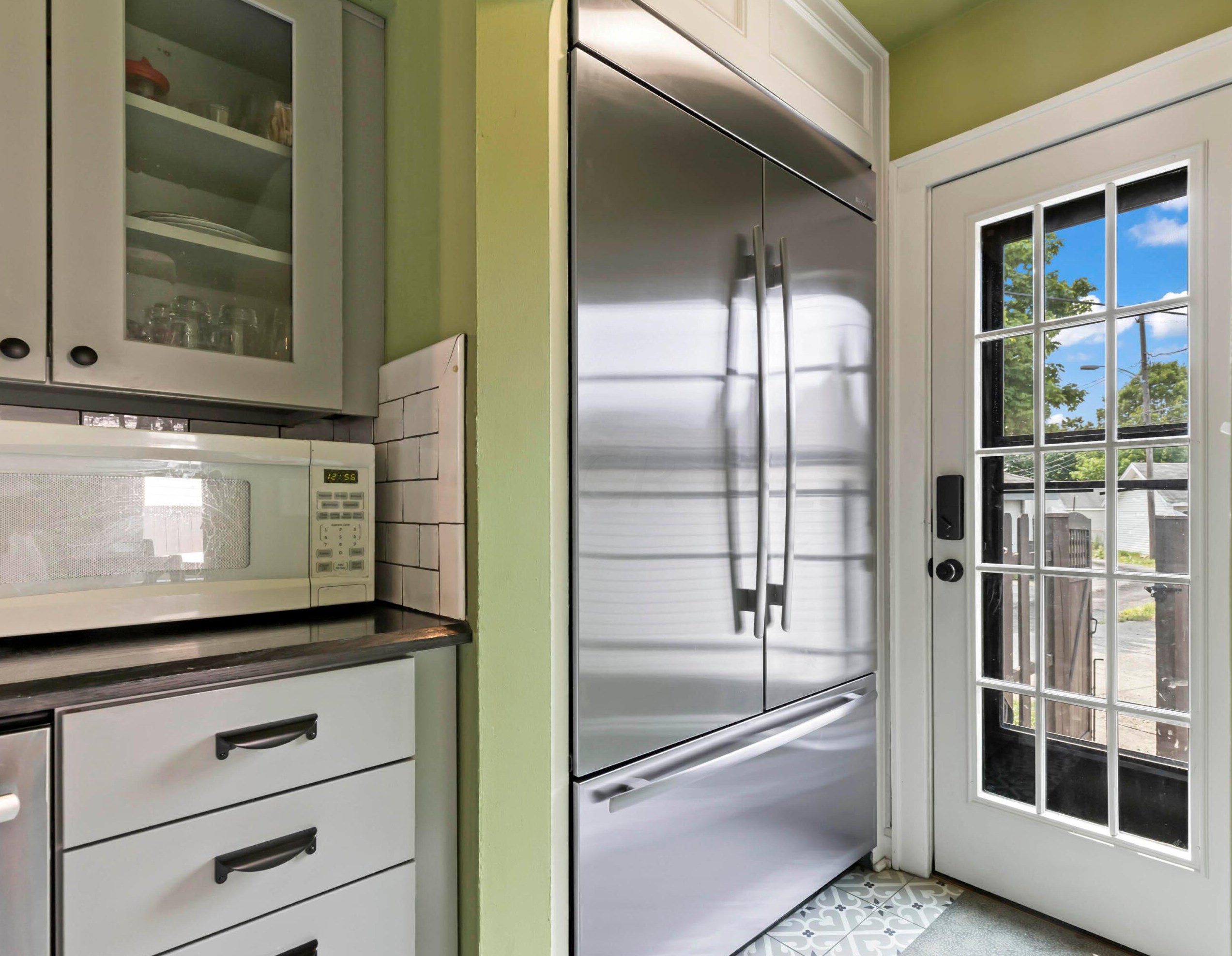 133 Guernsey Ave, Columbus OH 43204-2577 exterior