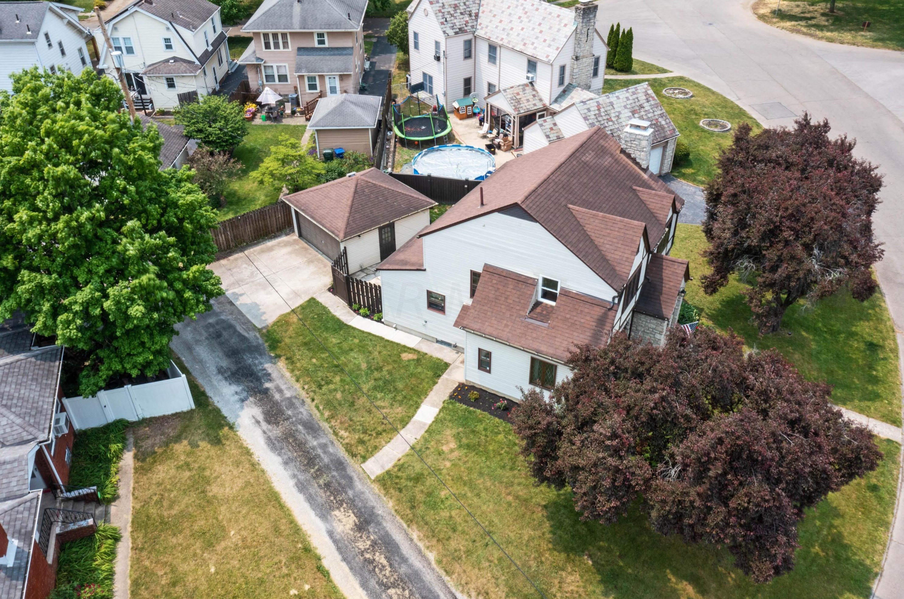 133 Guernsey Ave, Columbus OH 43204-2577 exterior