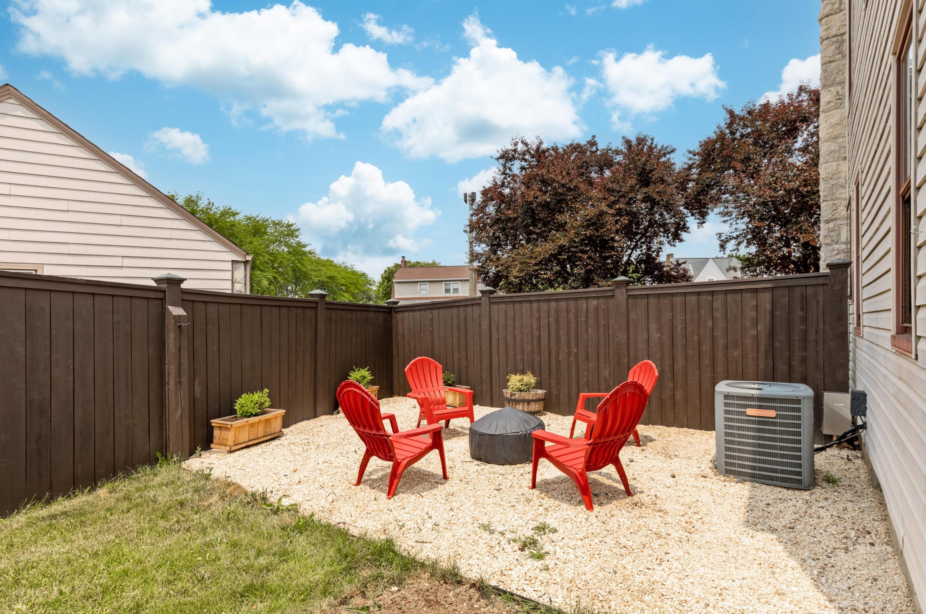 133 Guernsey Ave, Columbus OH 43204-2577 exterior