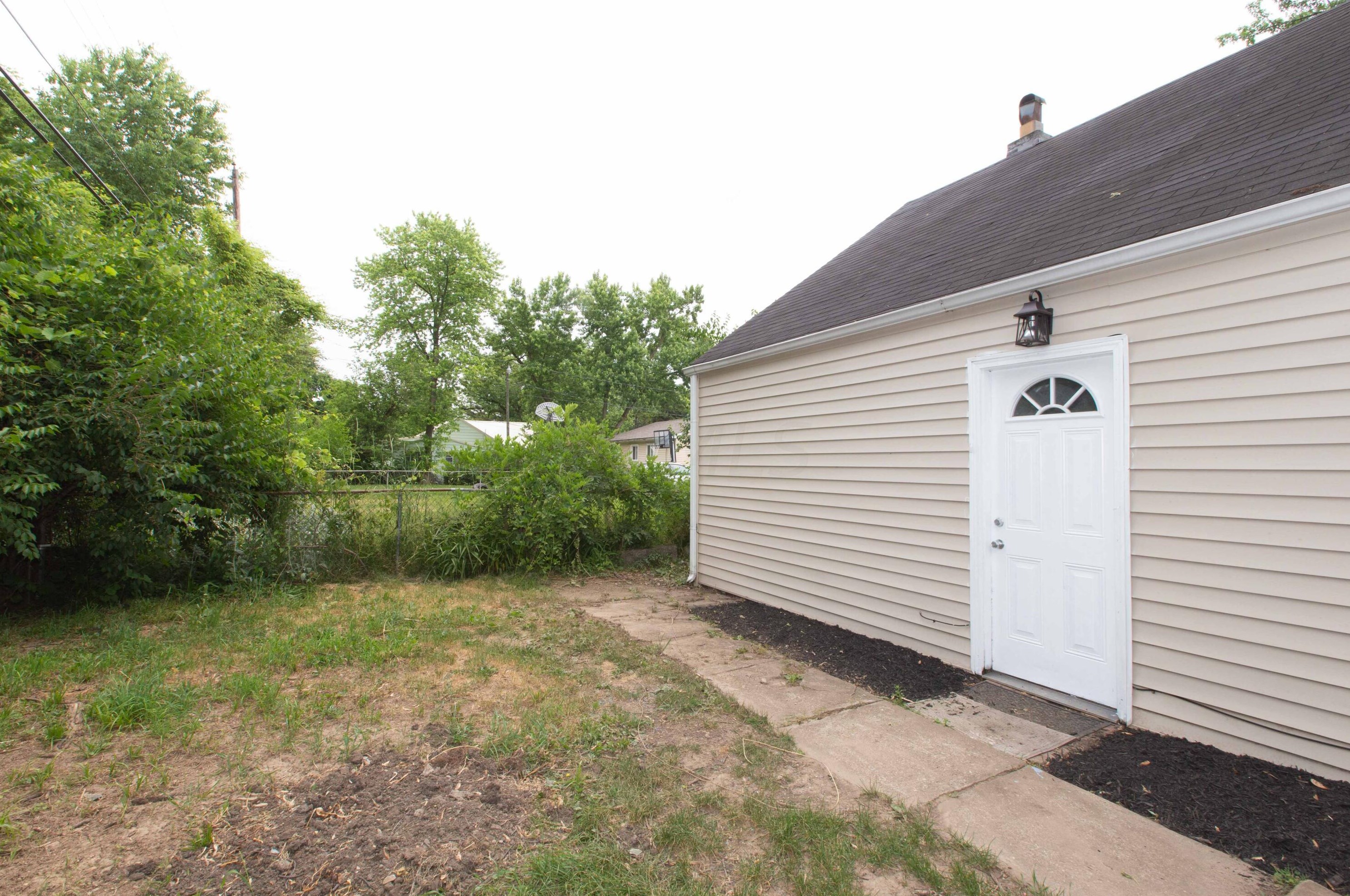 1244 Augmont Ave, Columbus, OH 43207
