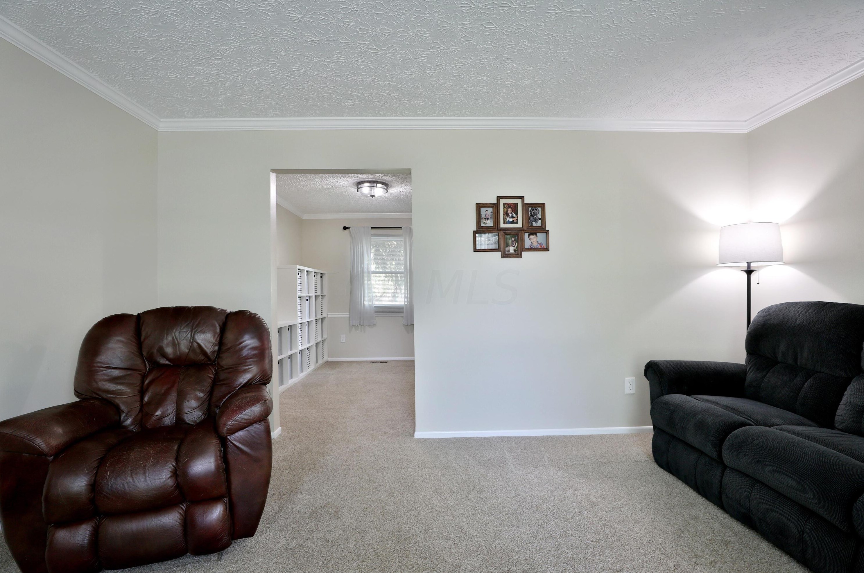 3642 Pinwherry Ct, Columbus OH 43221-5241 exterior