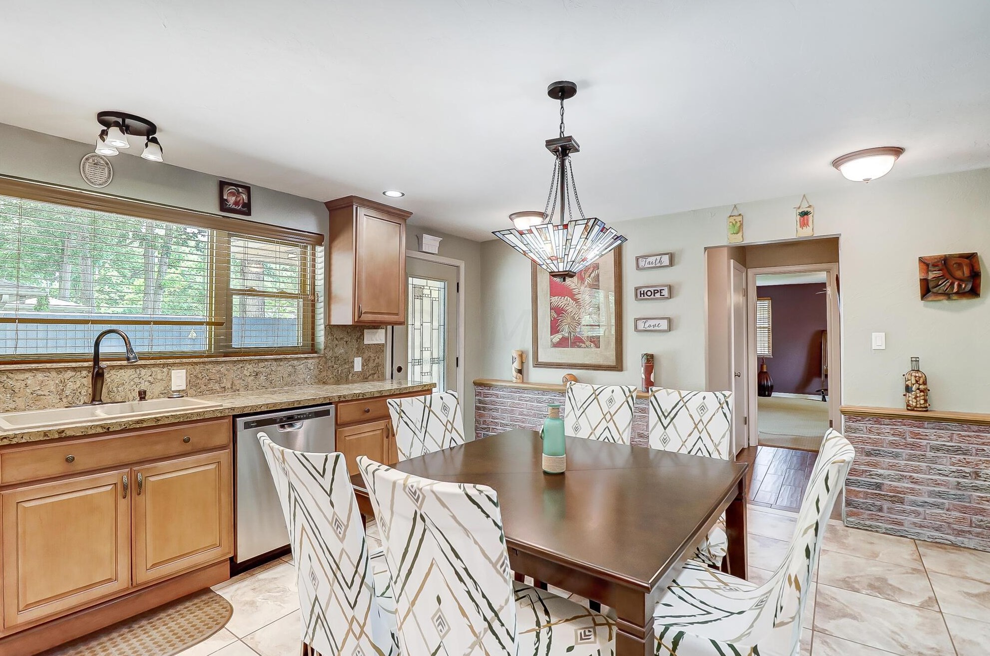 3044 Herrick Rd, Columbus OH 43221-2620 exterior