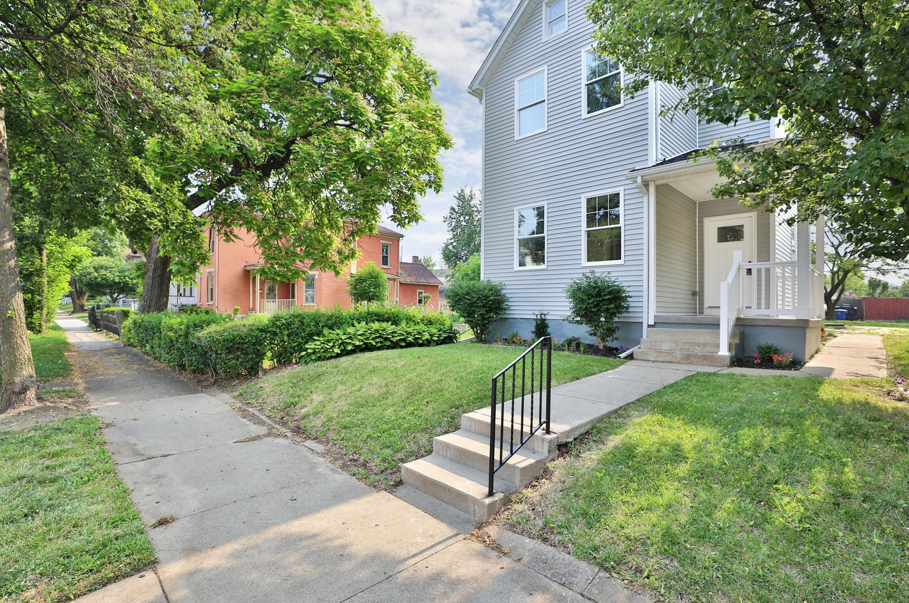 158 21st St, Columbus OH  43203-1595 exterior