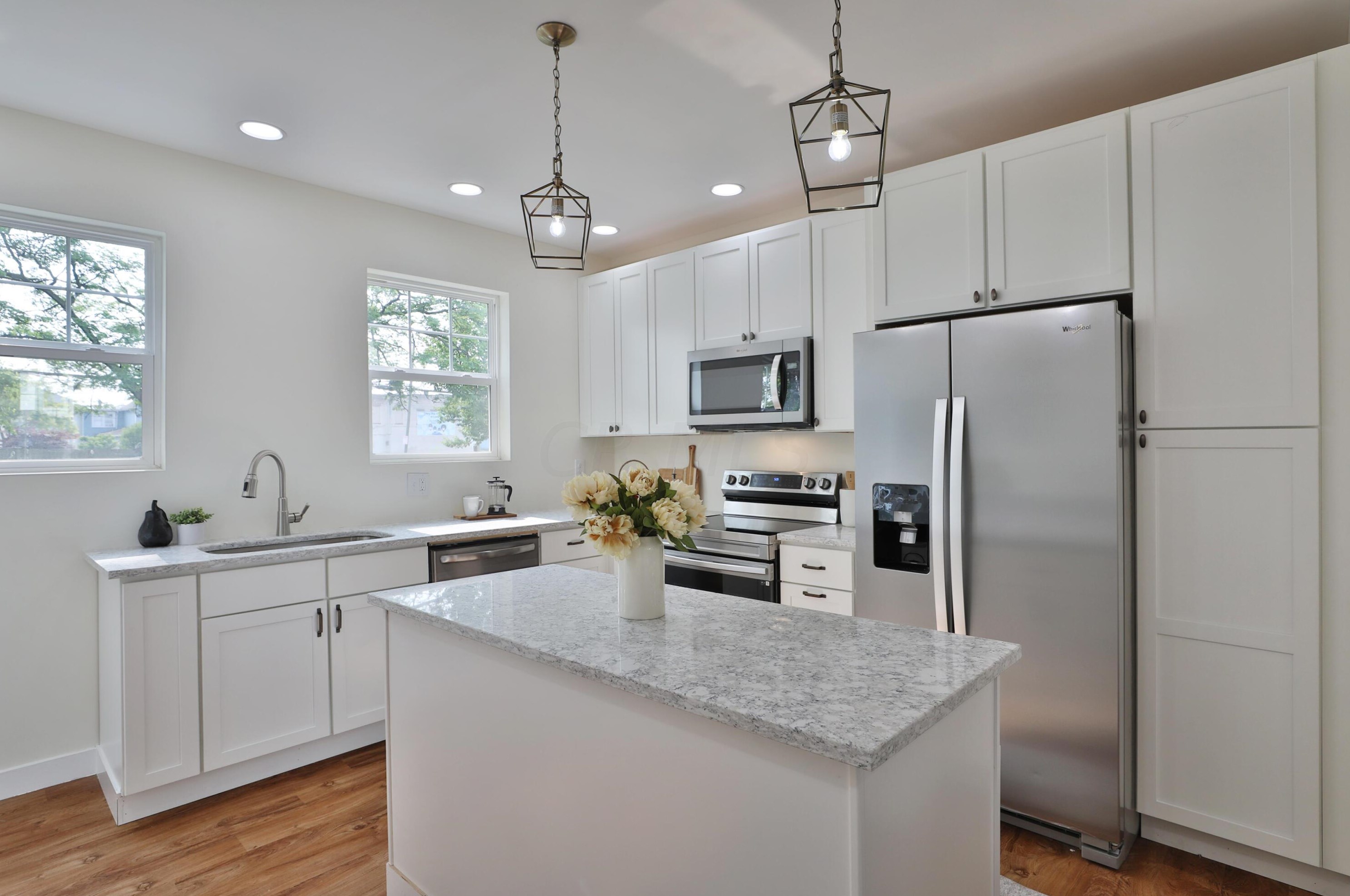 158 21st St, Columbus OH  43203-1595 exterior